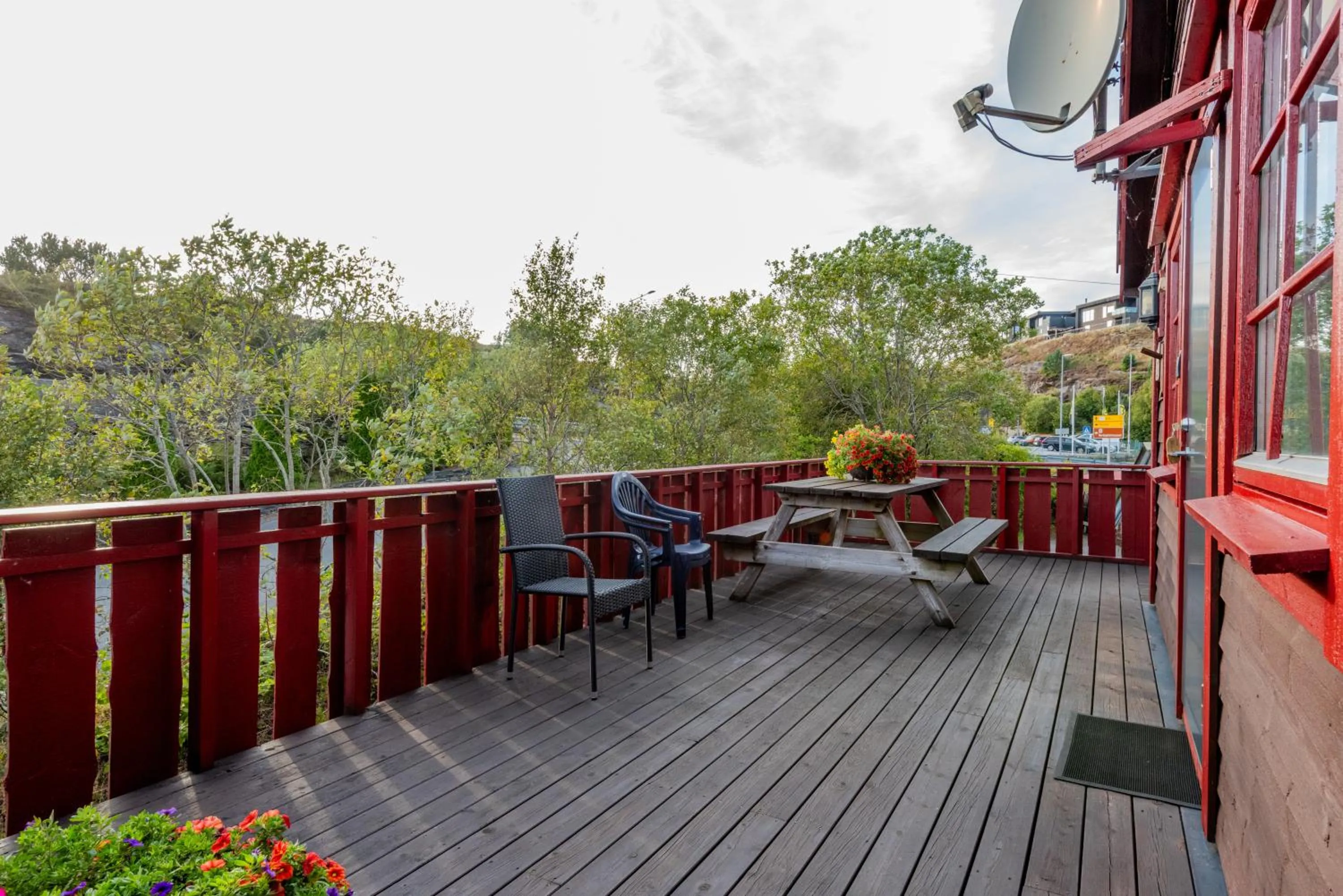 Patio in Sotra Rorbusenter