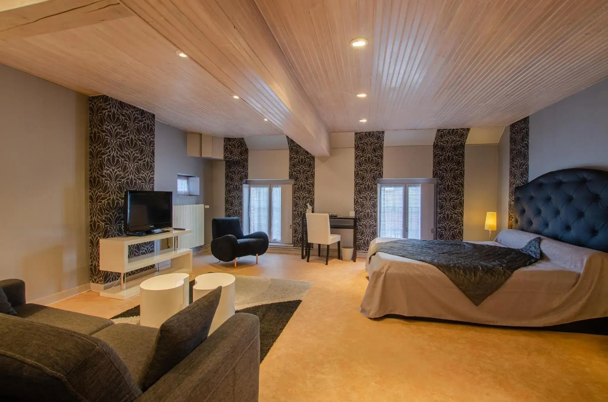 Double Room with Private External Bathroom in La Chambre D'amis LA COSTIGNIERES Double Room with Private External Bathroom in La Chambre D'amis LA COSTIGNIERES