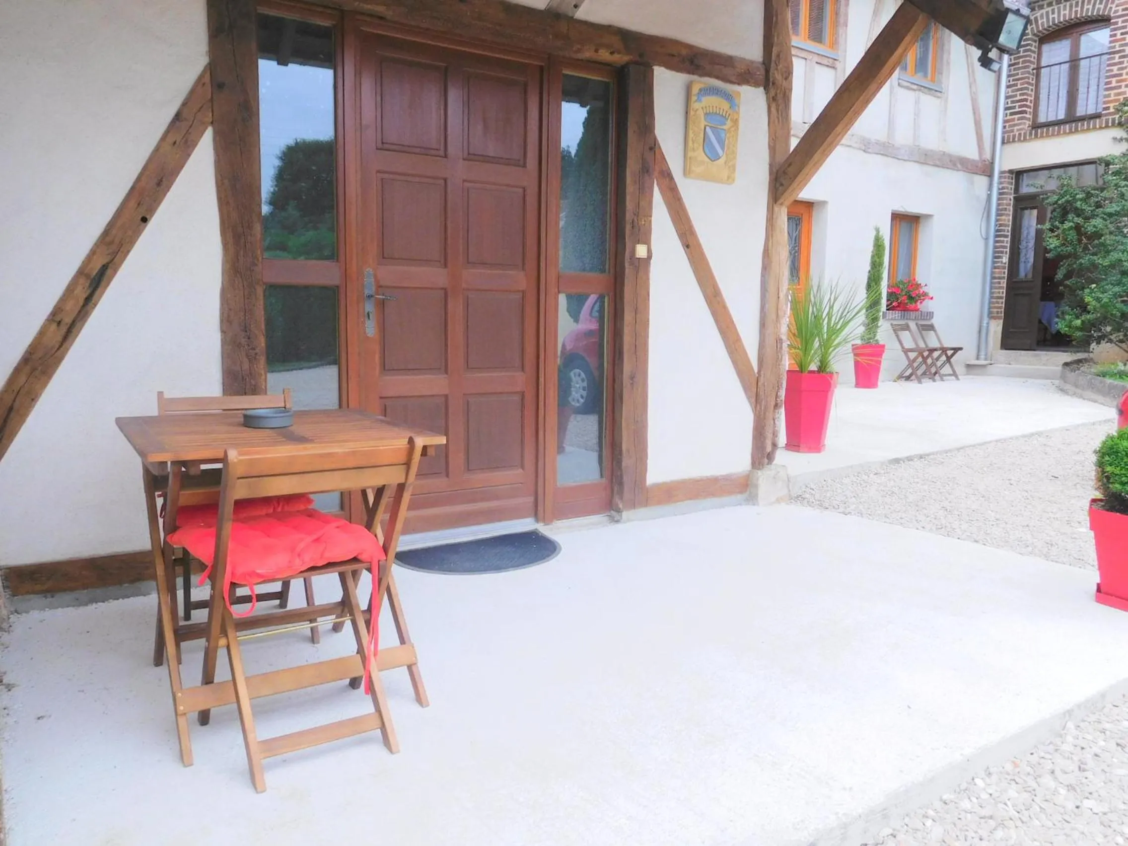 Day in La Chambre D'amis LA COSTIGNIERES