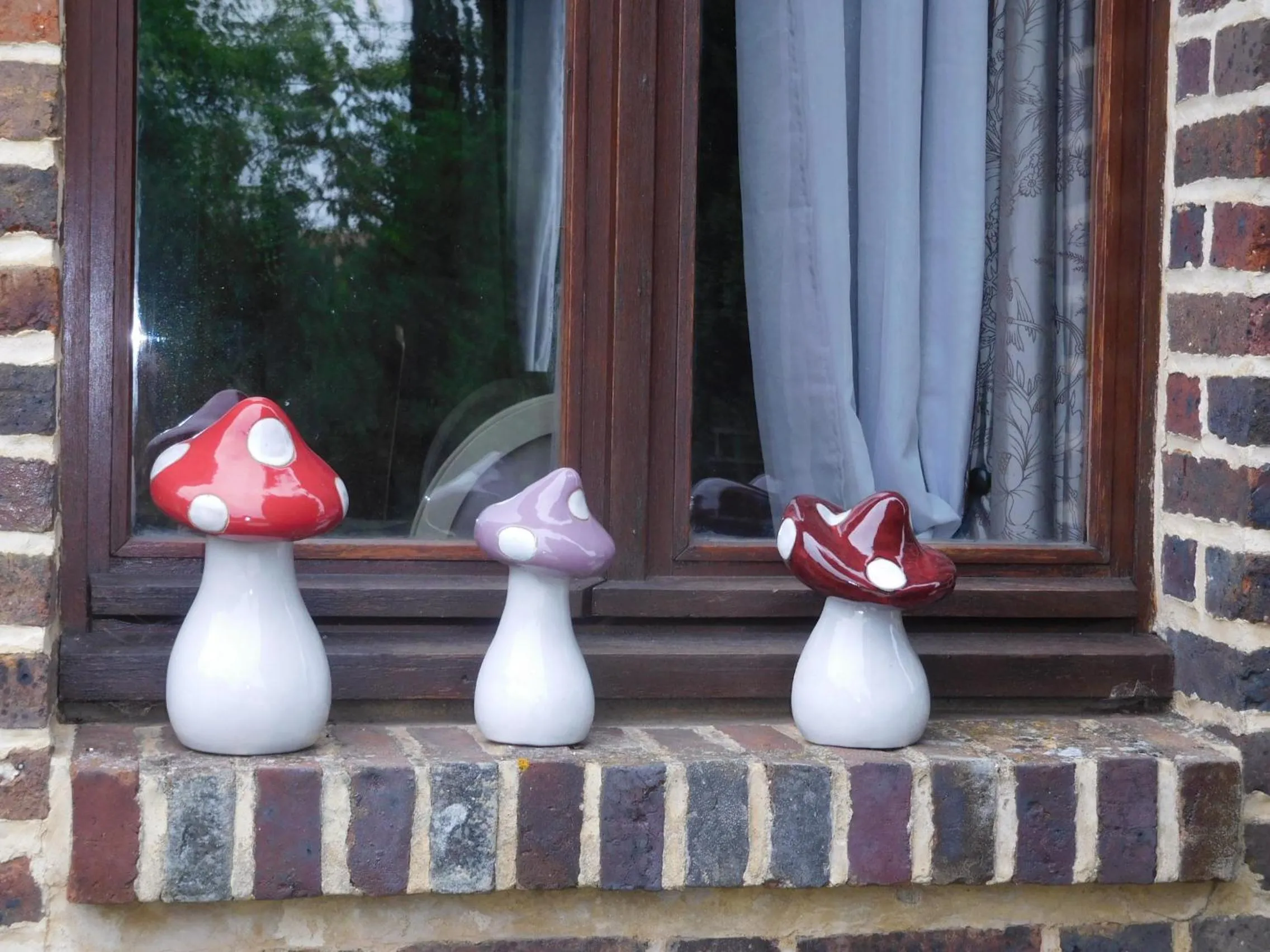 Decorative detail in La Chambre D'amis LA COSTIGNIERES
