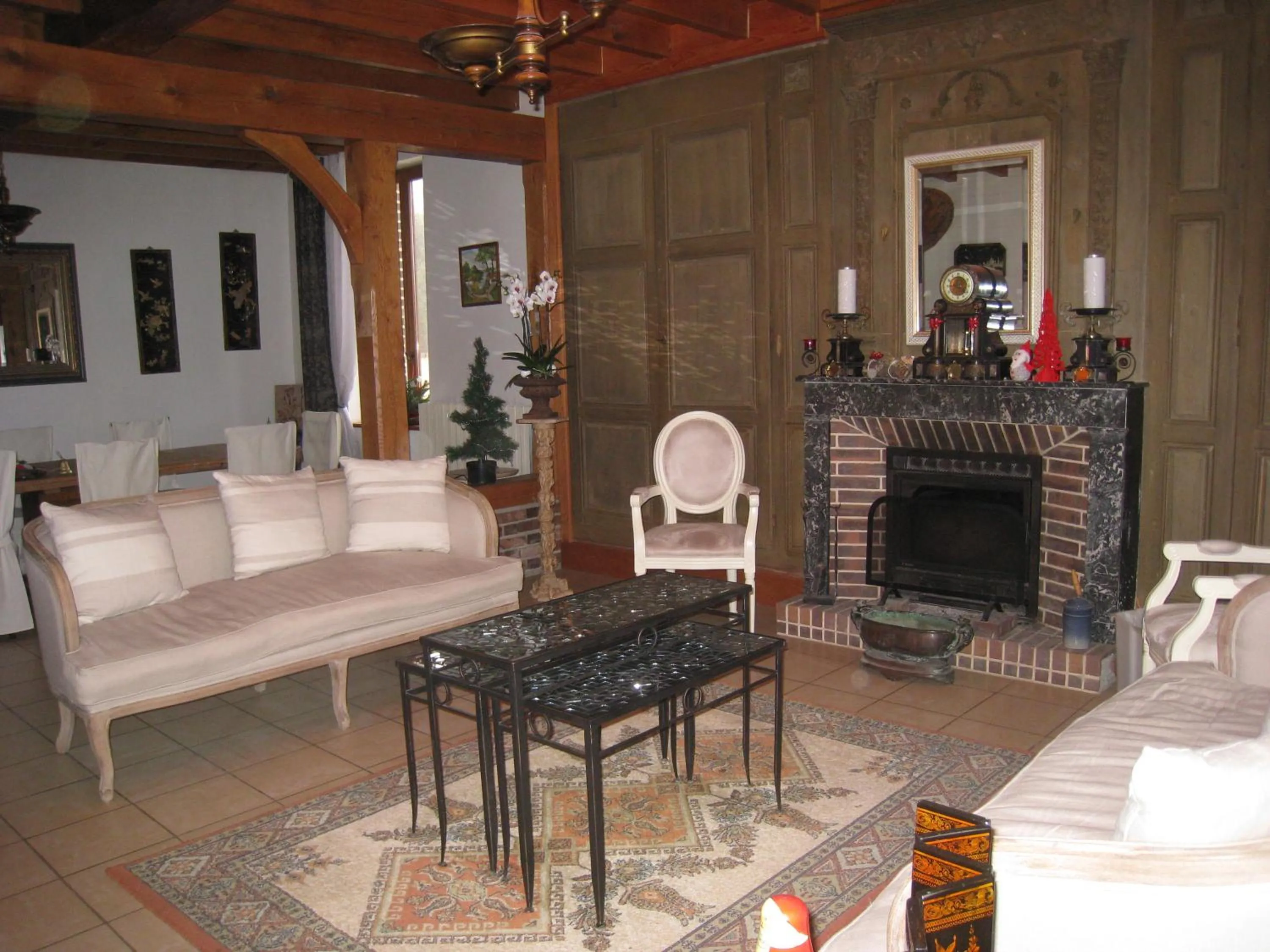 Area and facilities in La Chambre D'amis LA COSTIGNIERES