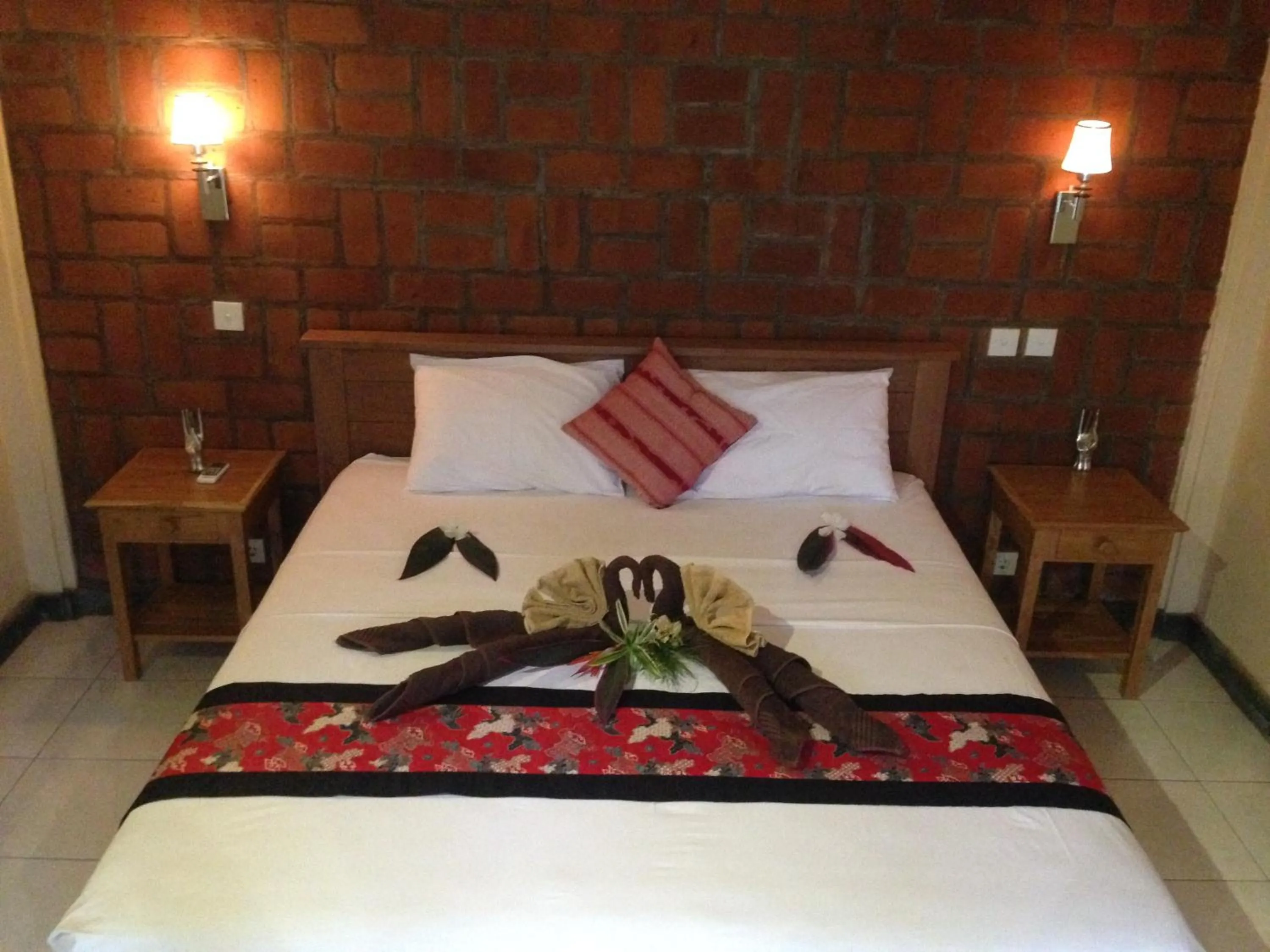 Photo of the whole room, Bed in Biorock Homestay & Dive Center Pemuteran