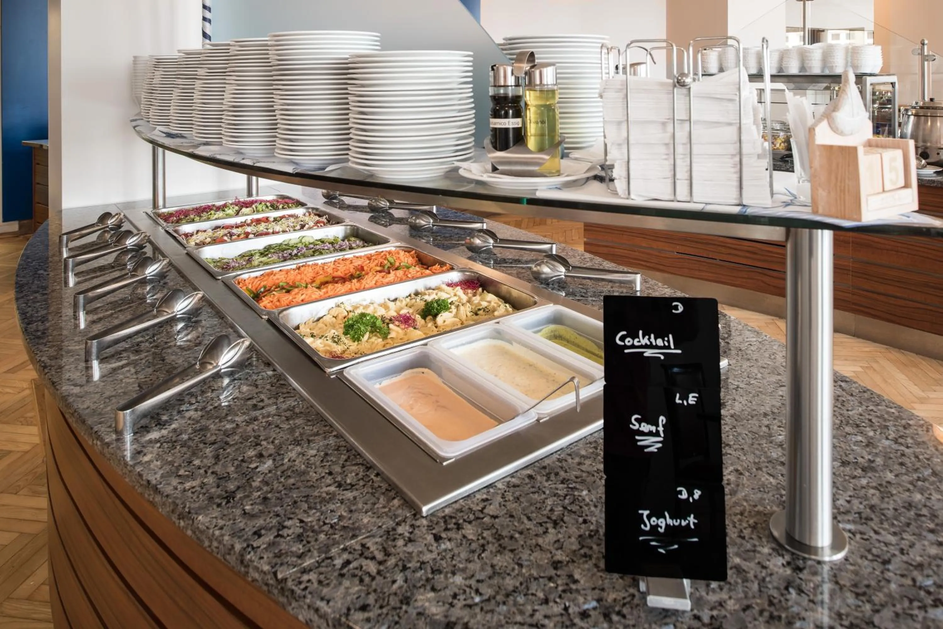 Restaurant/places to eat in Inselhotel Rote Erde