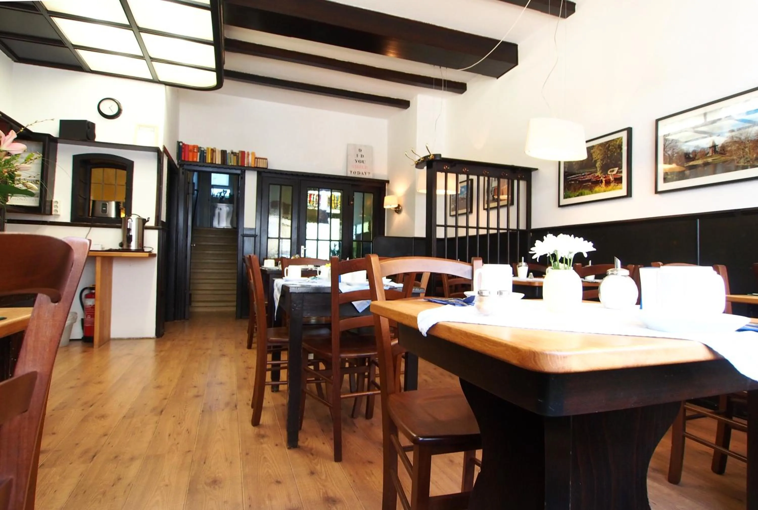 Restaurant/places to eat in GastHaus Hotel Bremen