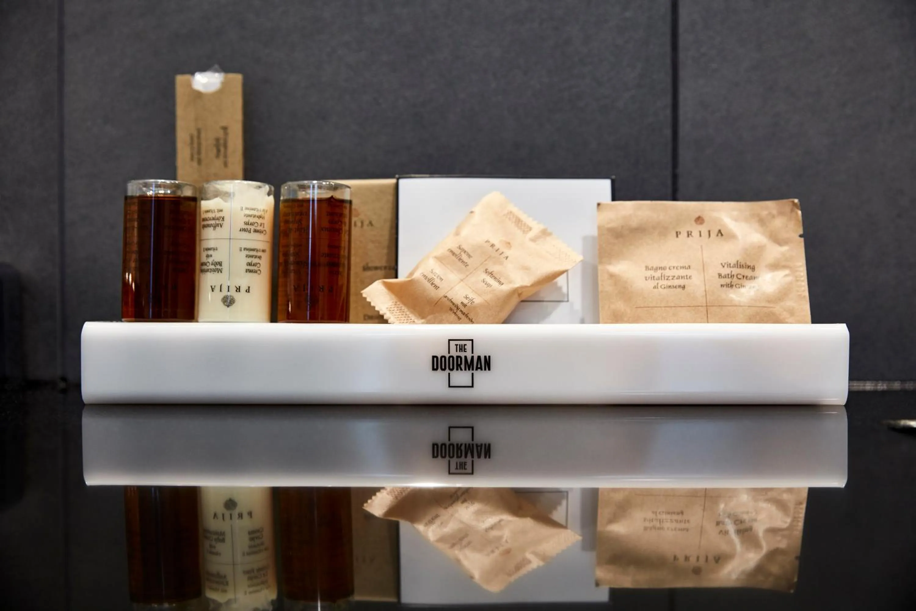 Decorative detail in The Doorman Welle Frankfurt am Main