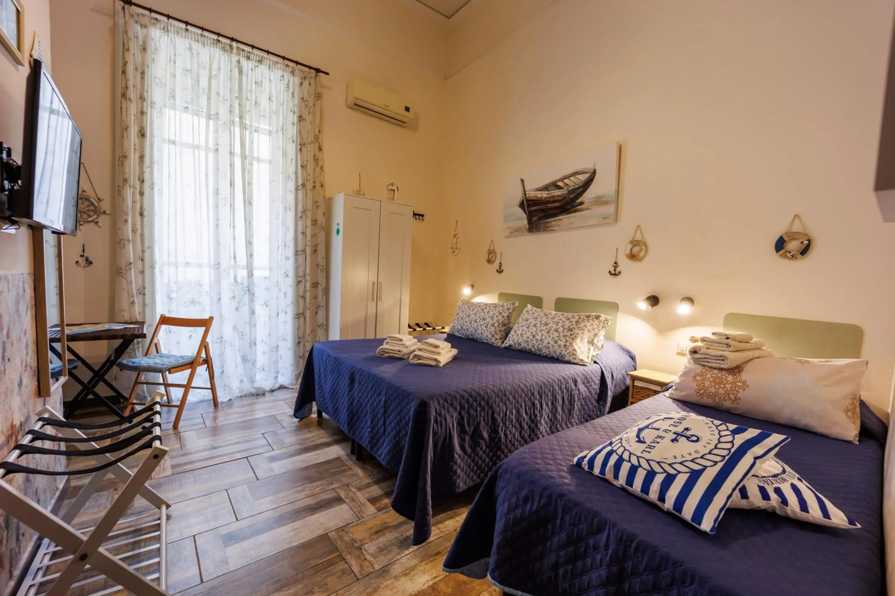 Photo of the whole room, Bed in B&B Bella 'Mbriana Simona