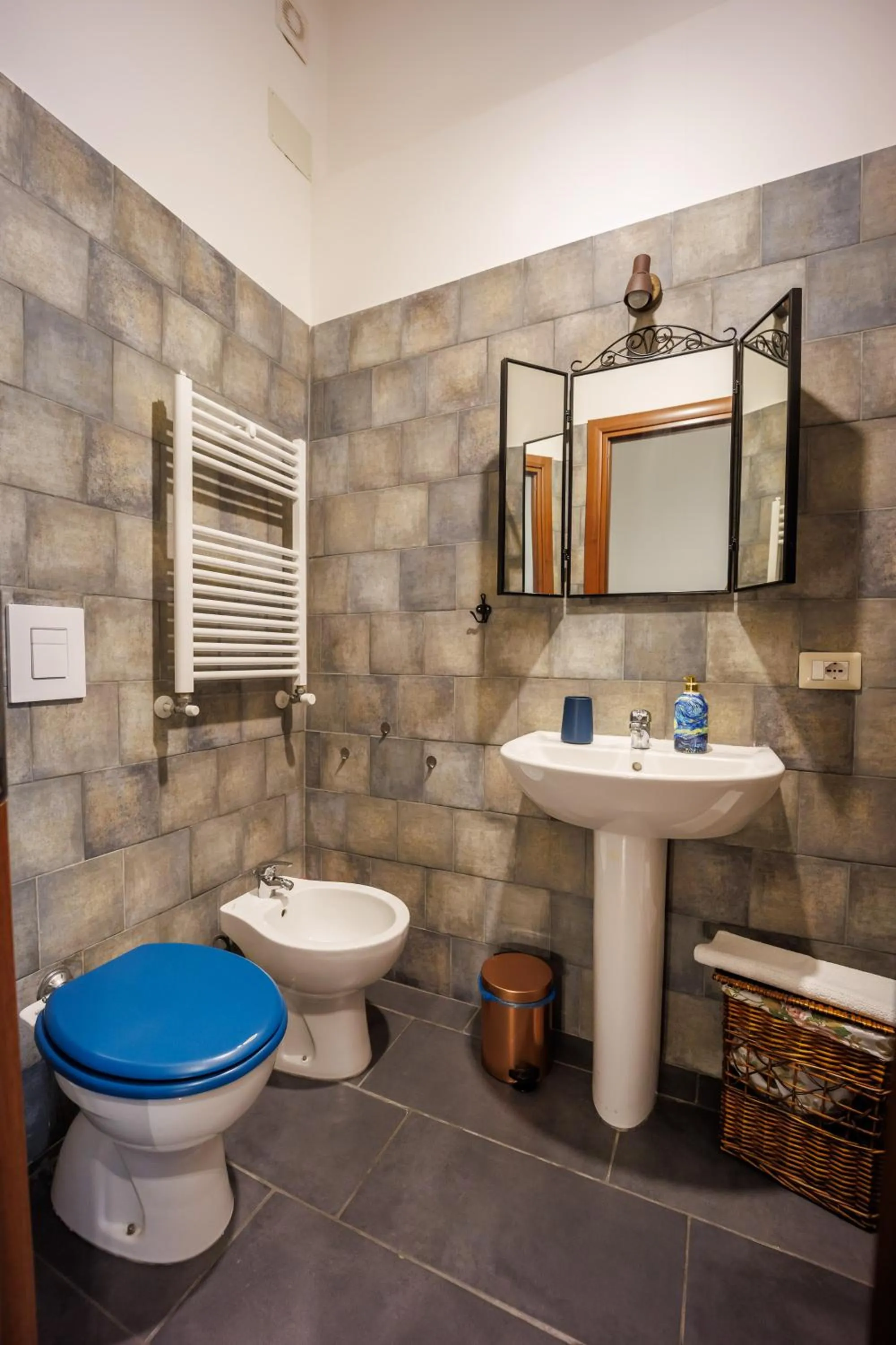 Bathroom in B&B Bella 'Mbriana Simona