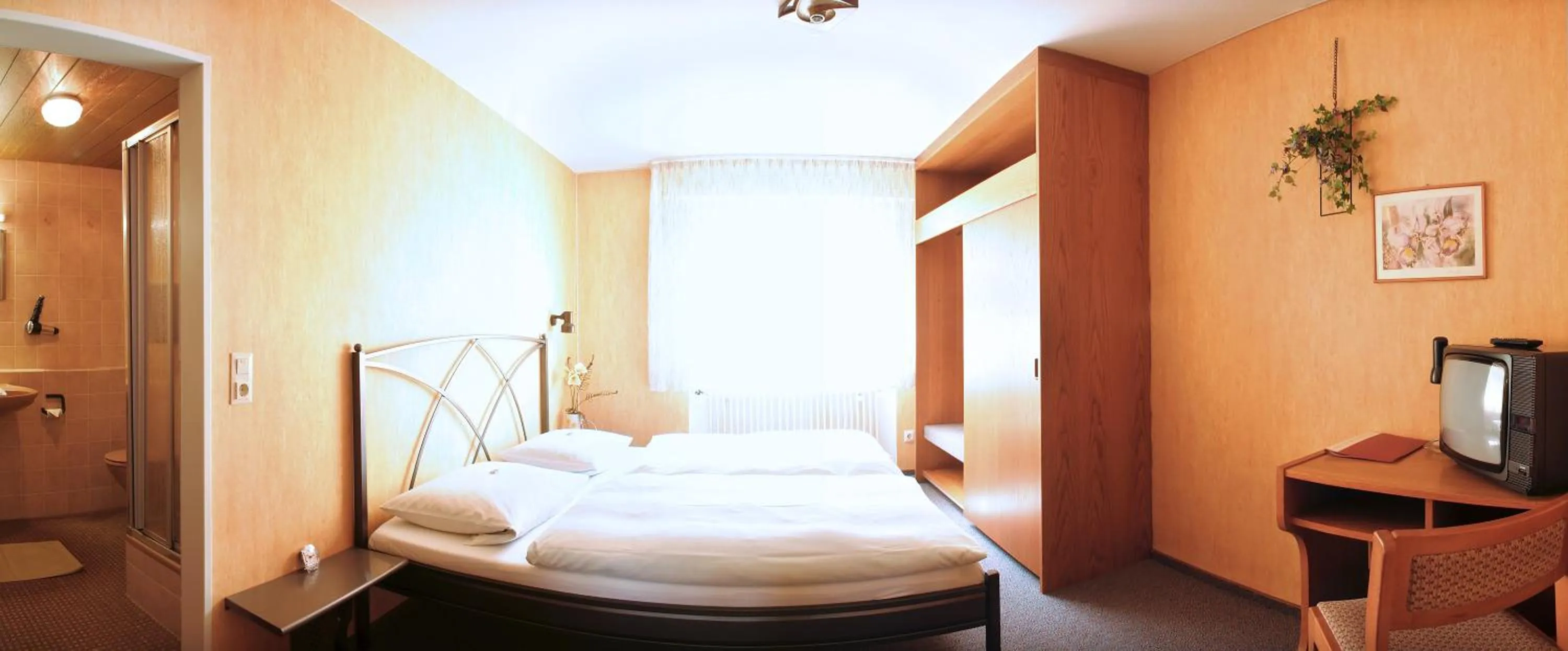 Day, Bed in Pension Keinath