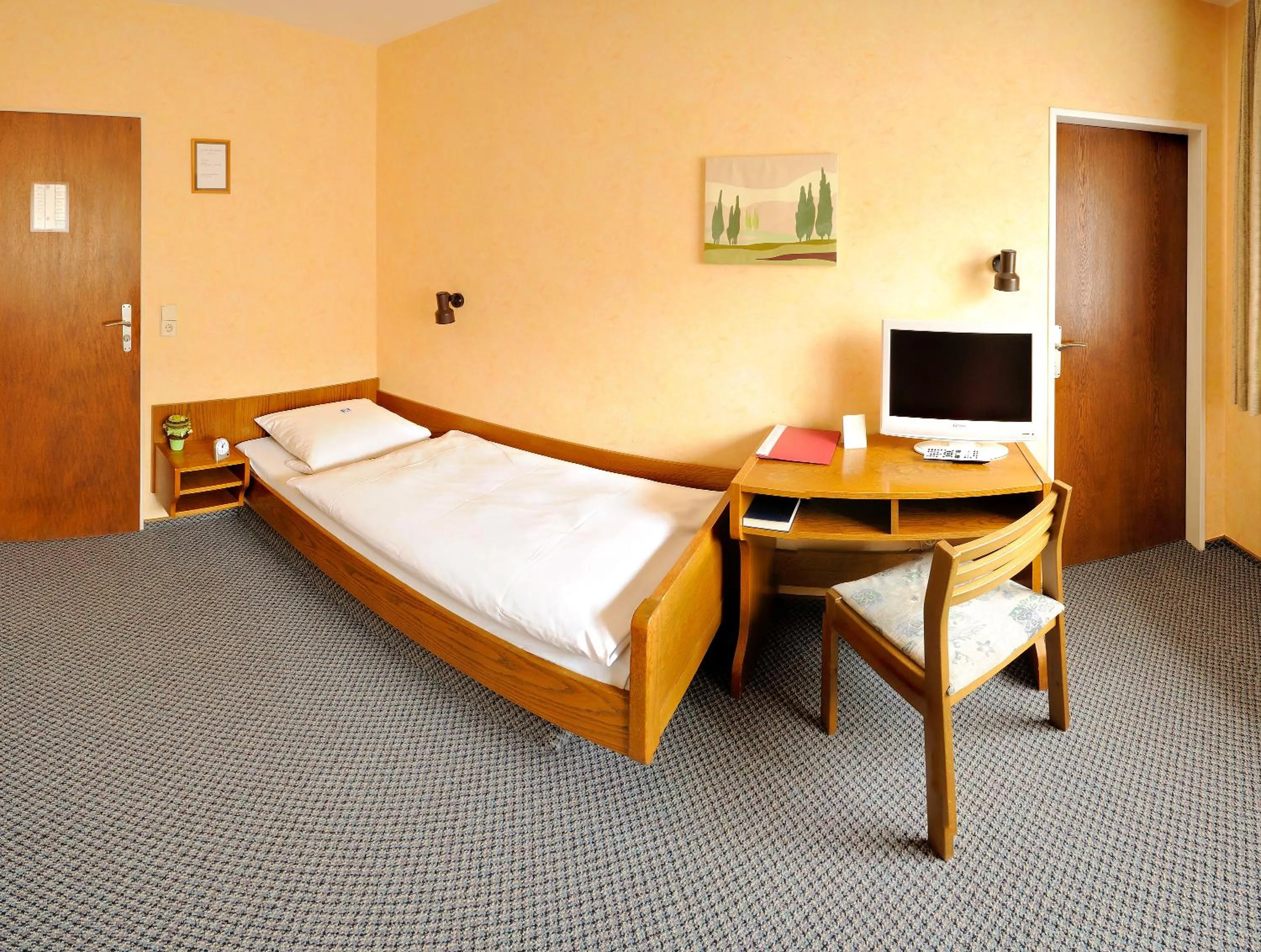 Photo of the whole room, Bed in Pension Keinath