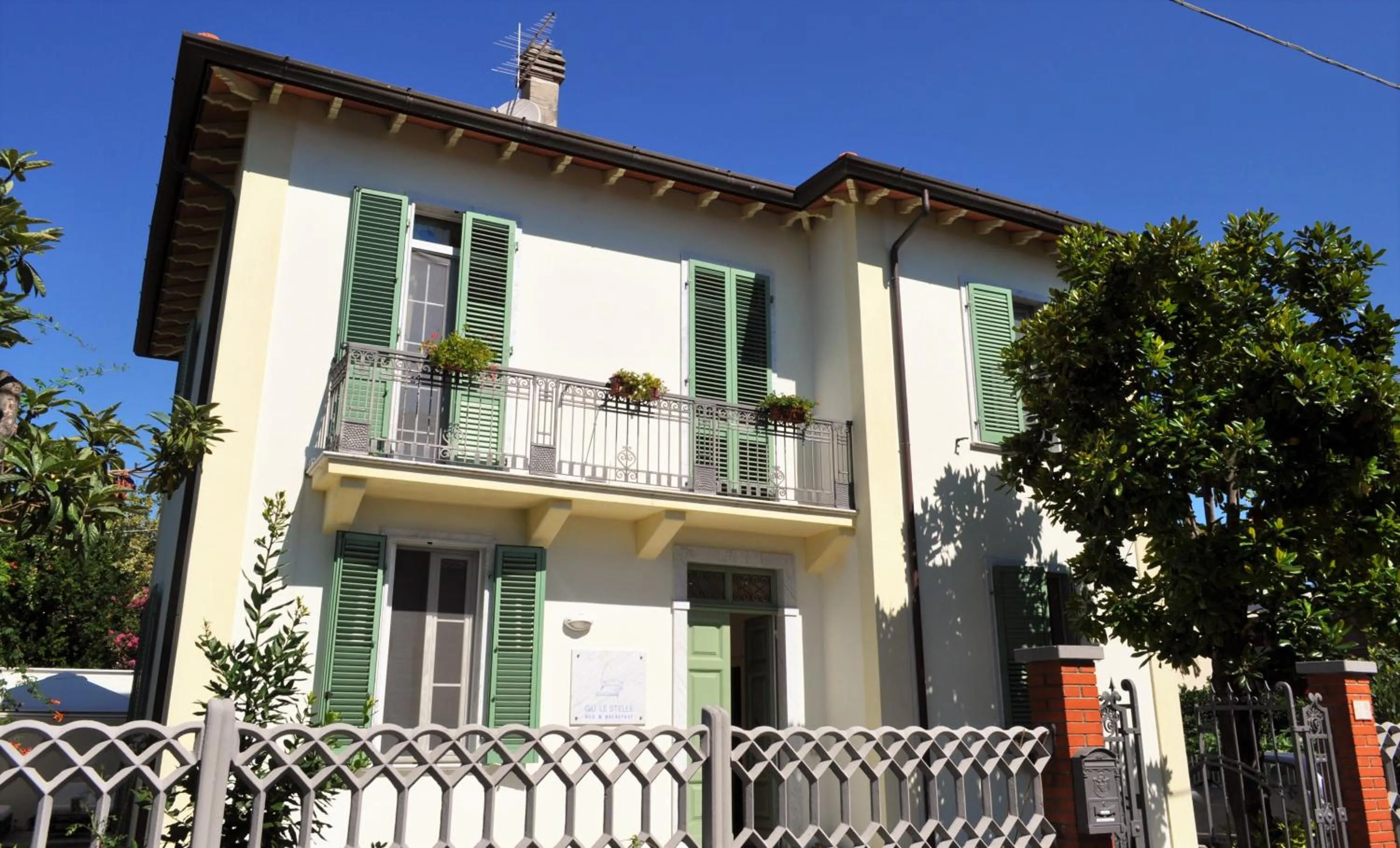 Property building in B&B Giù le Stelle