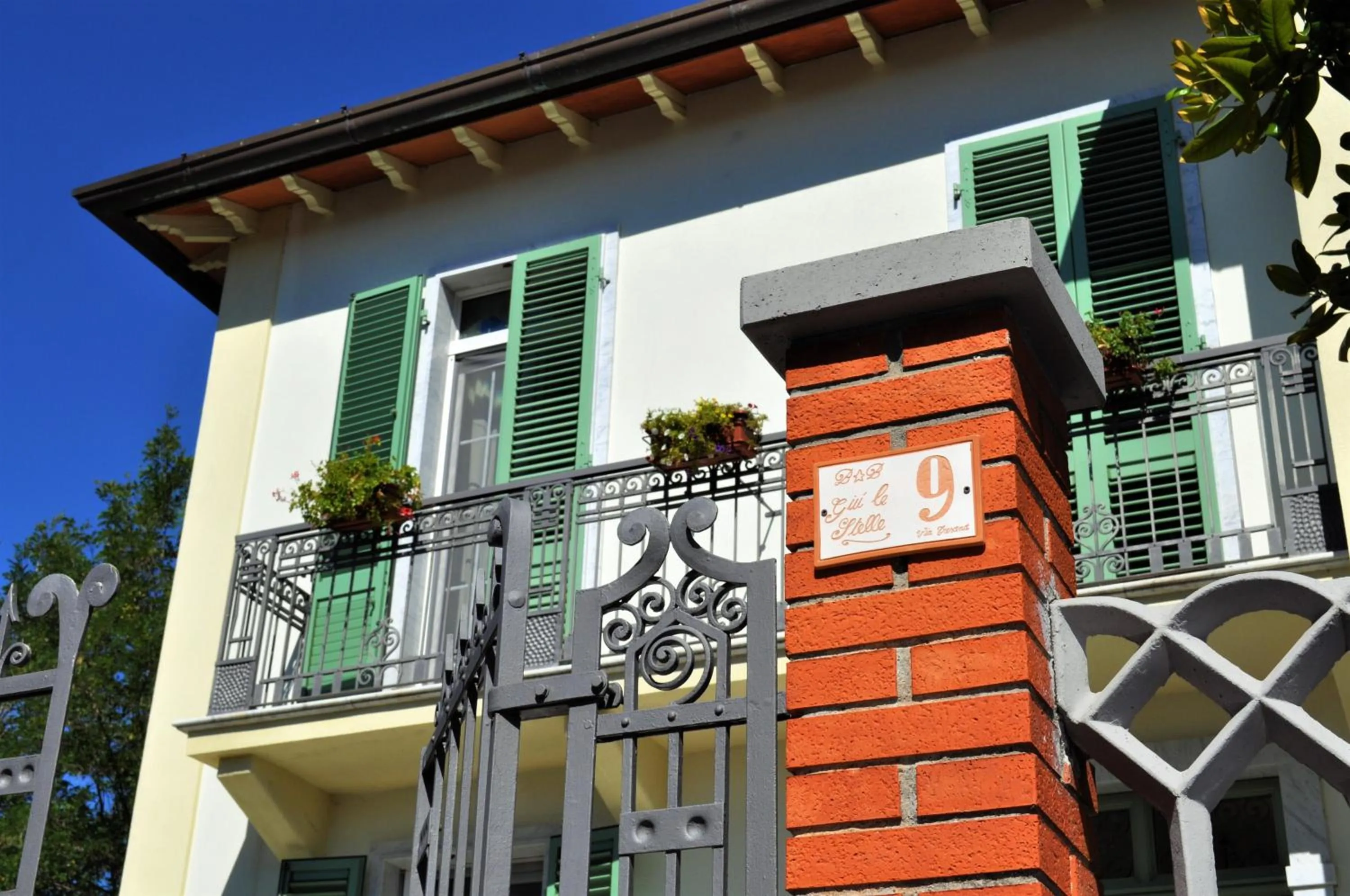 Property building in B&B Giù le Stelle