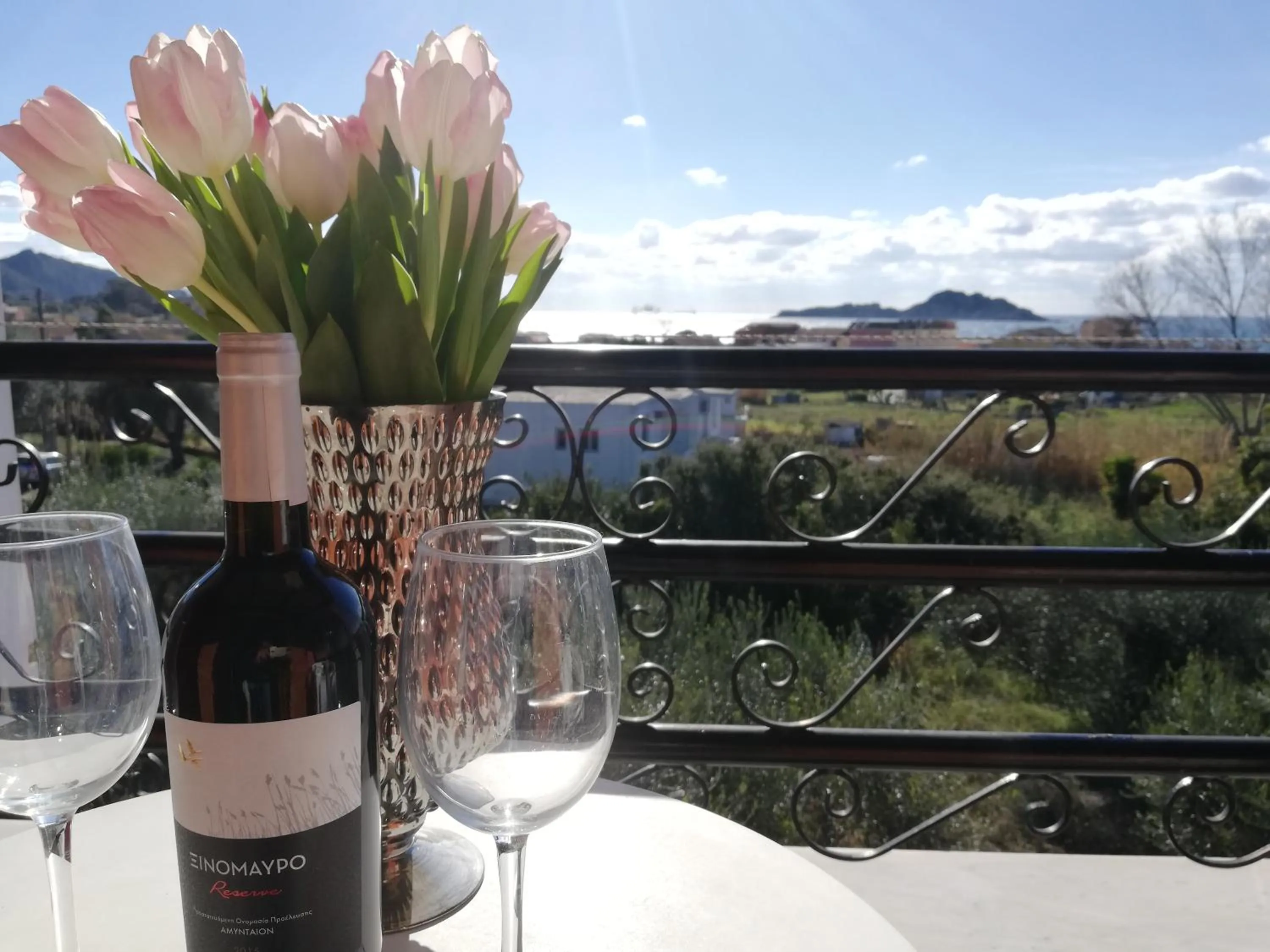 Sea view in The Mathraki Studios