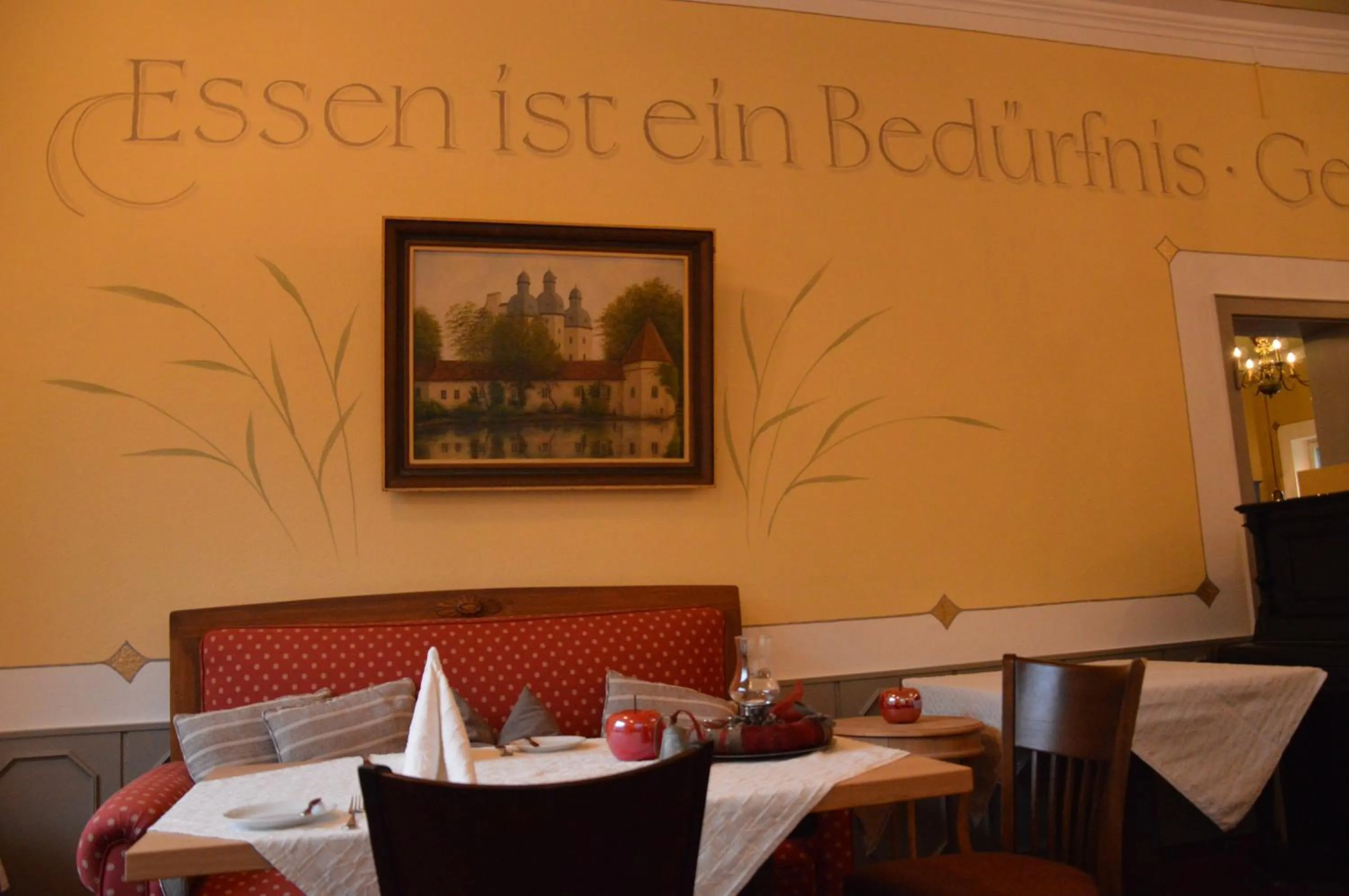 Restaurant/places to eat in Hotel Holter Schloßkrug