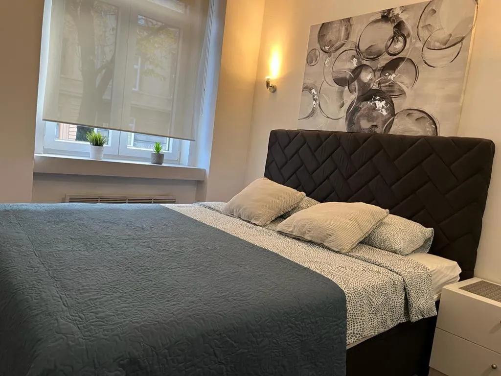 Bed in Haustor Apartments