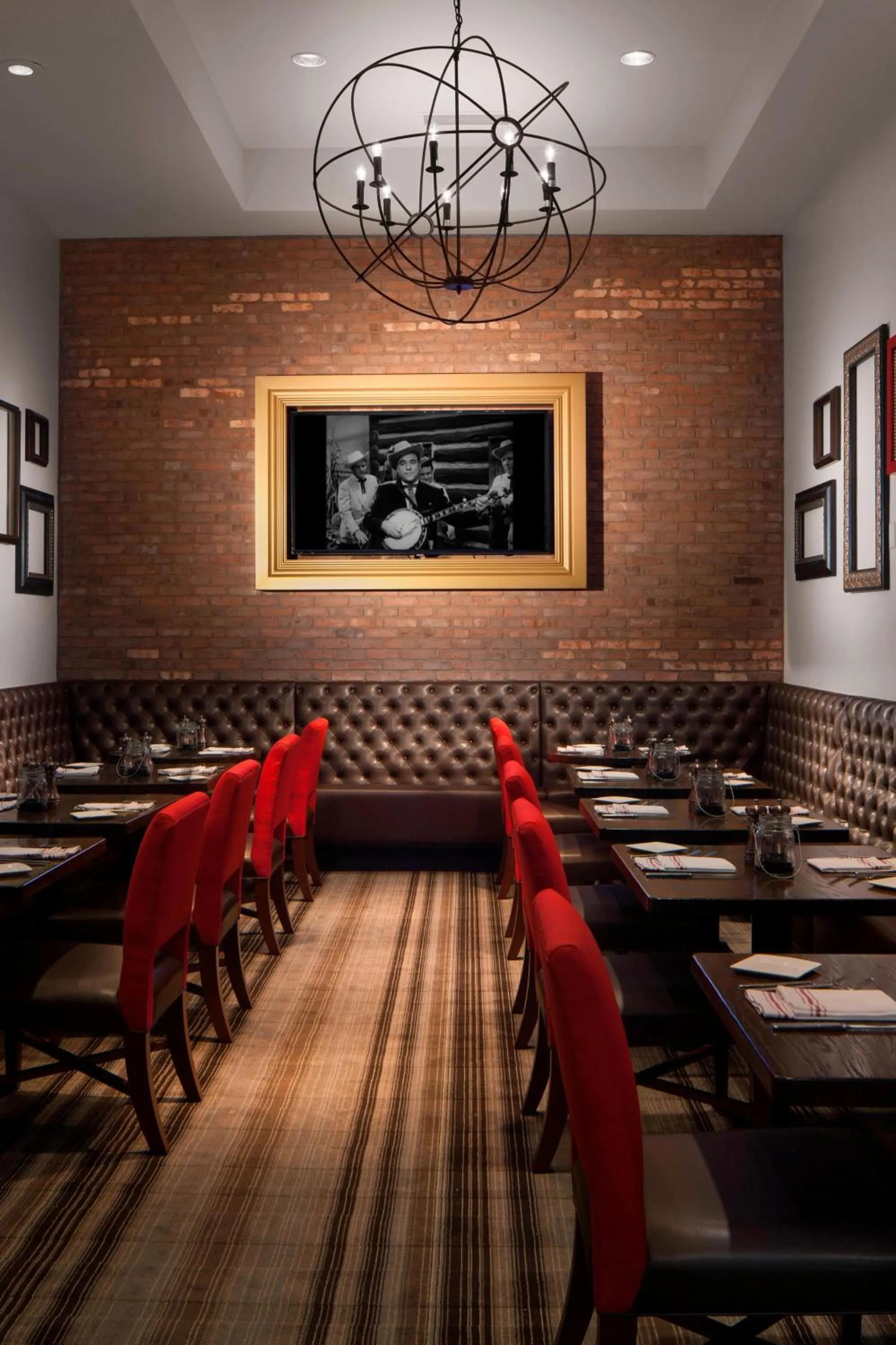 Restaurant/places to eat in Marriott Orlando Airport Lakeside