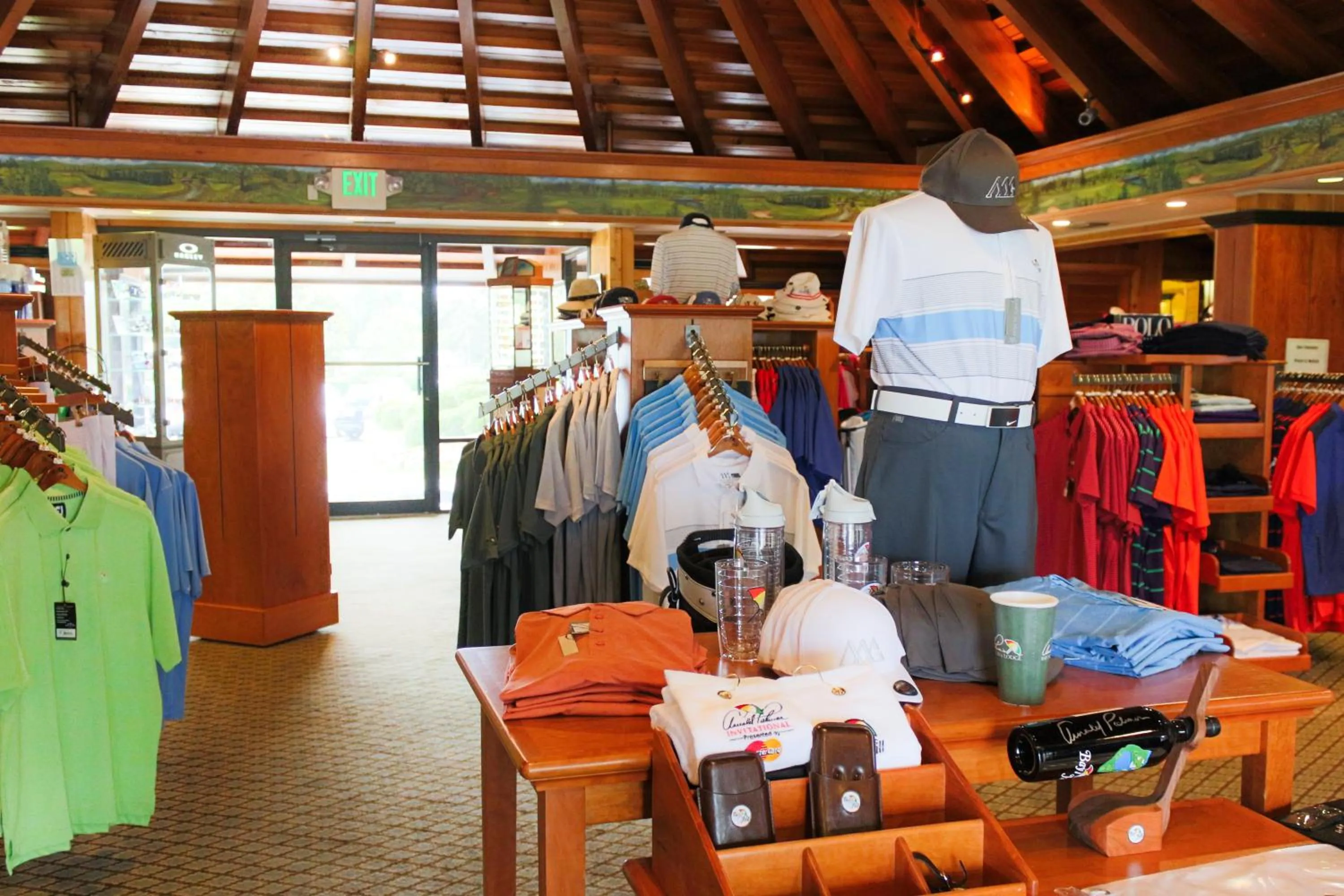On-site shops in Arnold Palmer's Bay Hill Club & Lodge