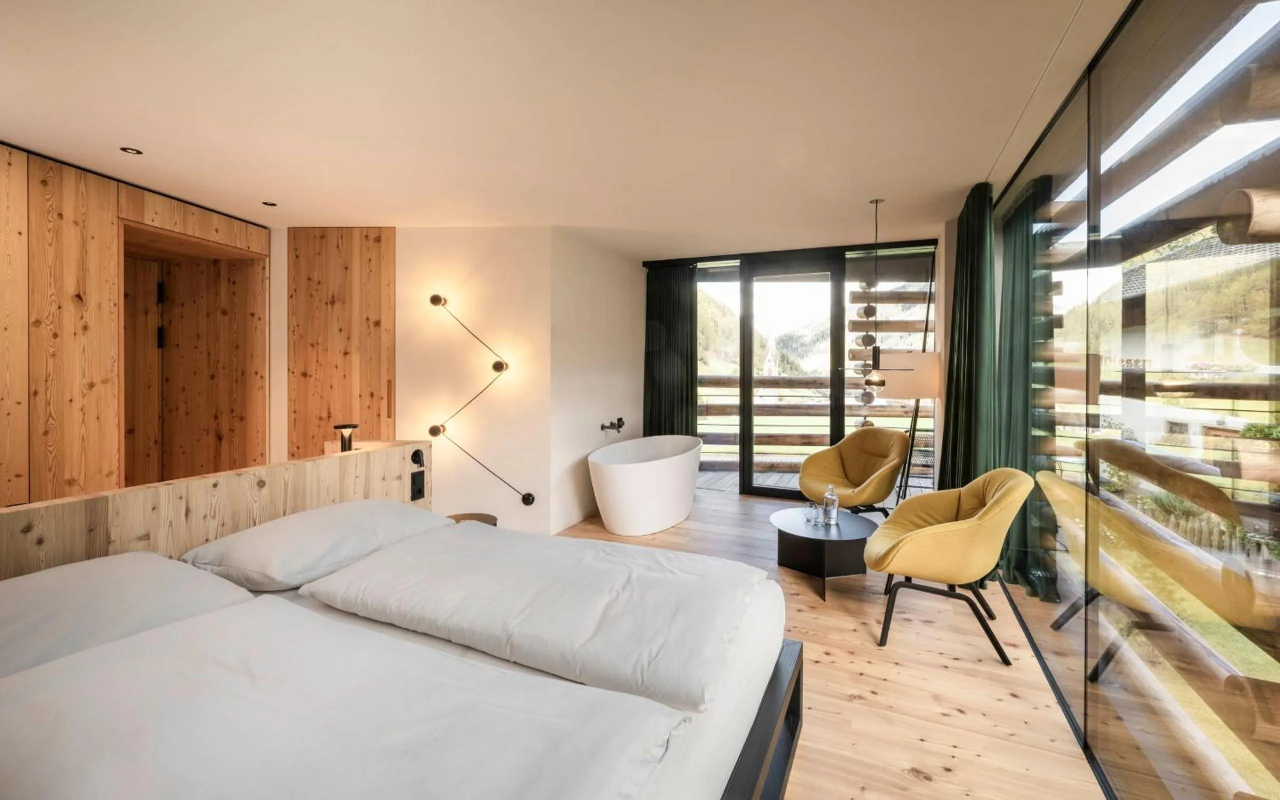 Photo of the whole room, Bed in Hotel Jaufentalerhof