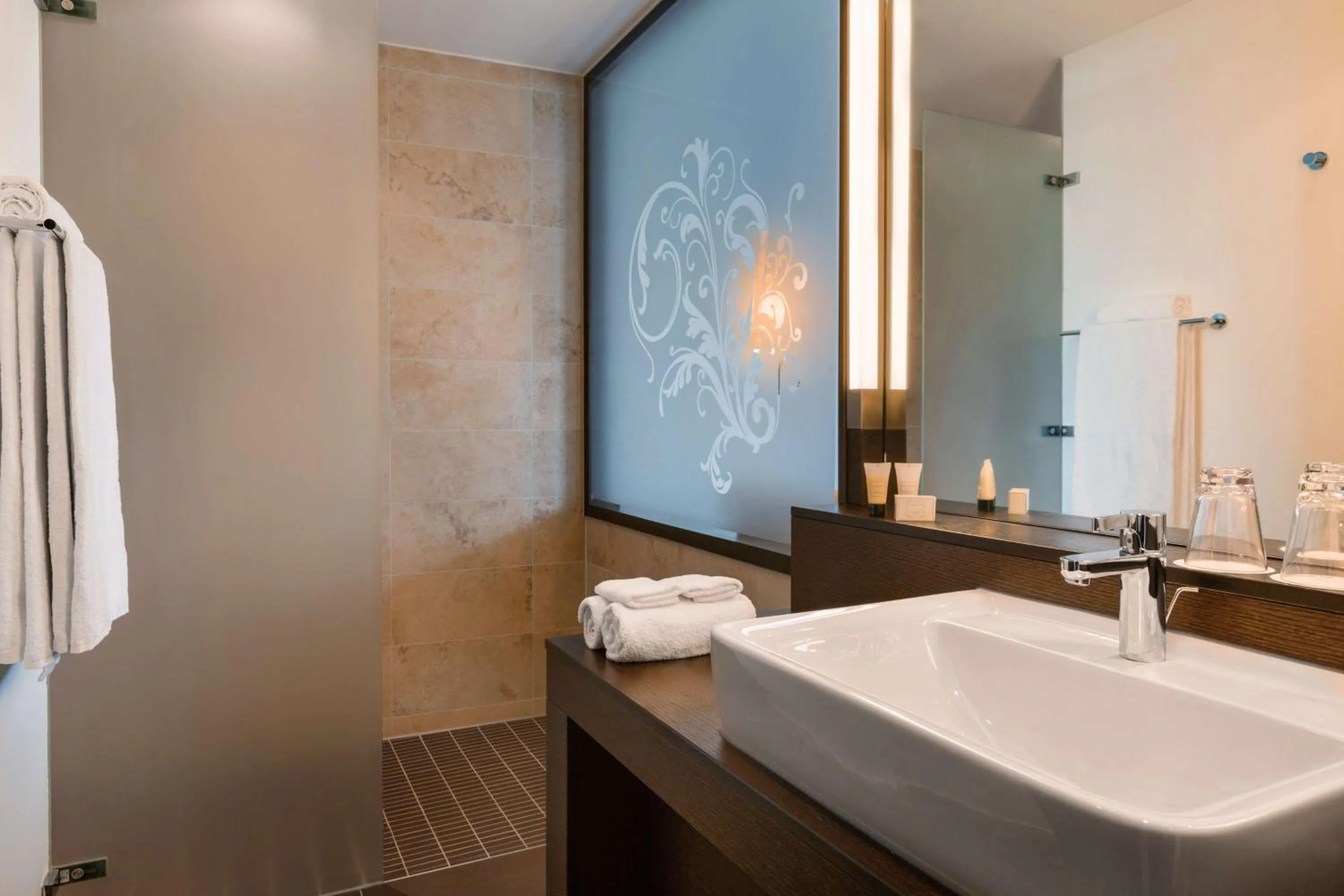 Bathroom in Infinity Hotel & Conference Resort Munich