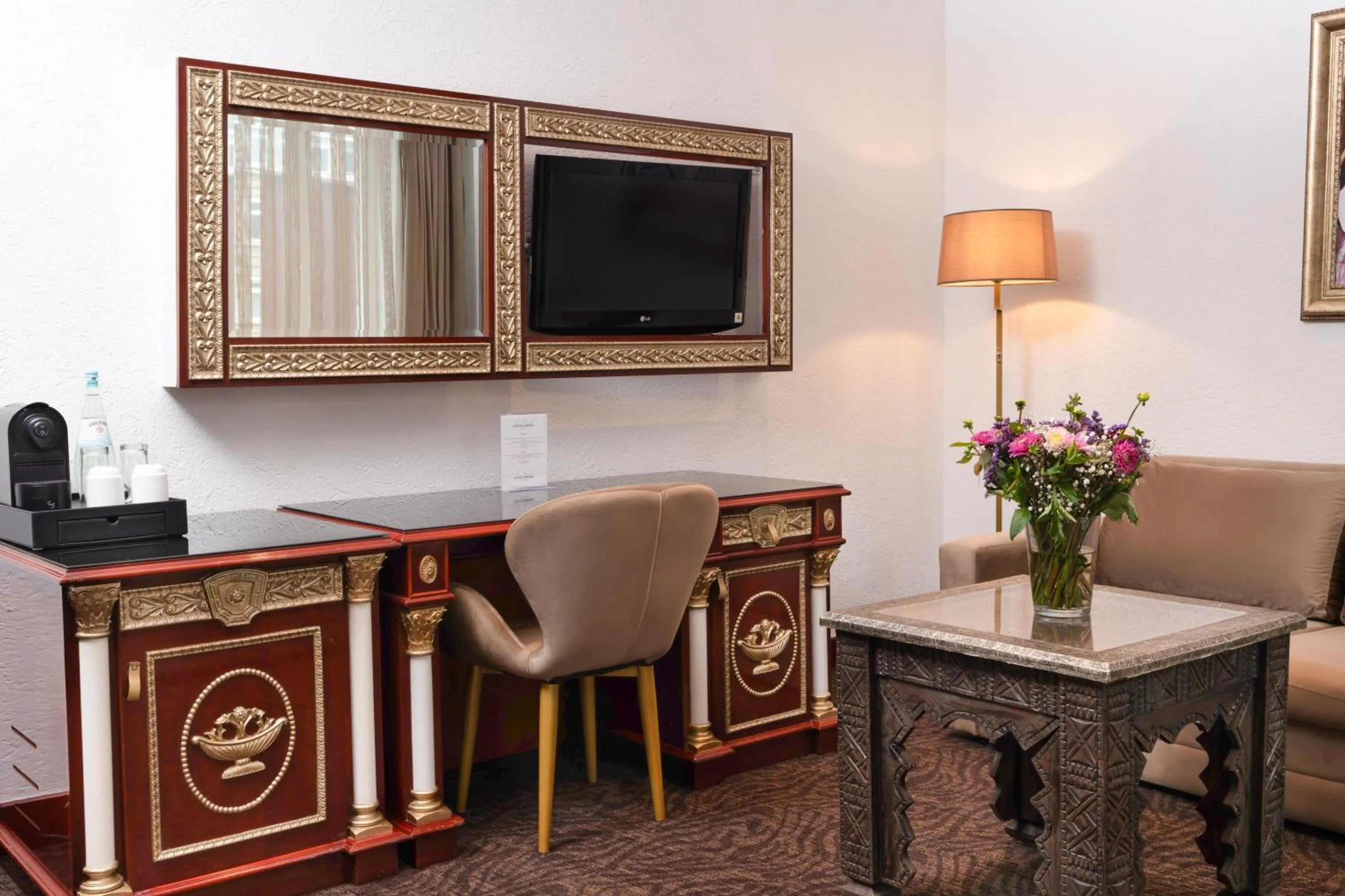 Living room in Hotel Unique Dortmund Hauptbahnhof