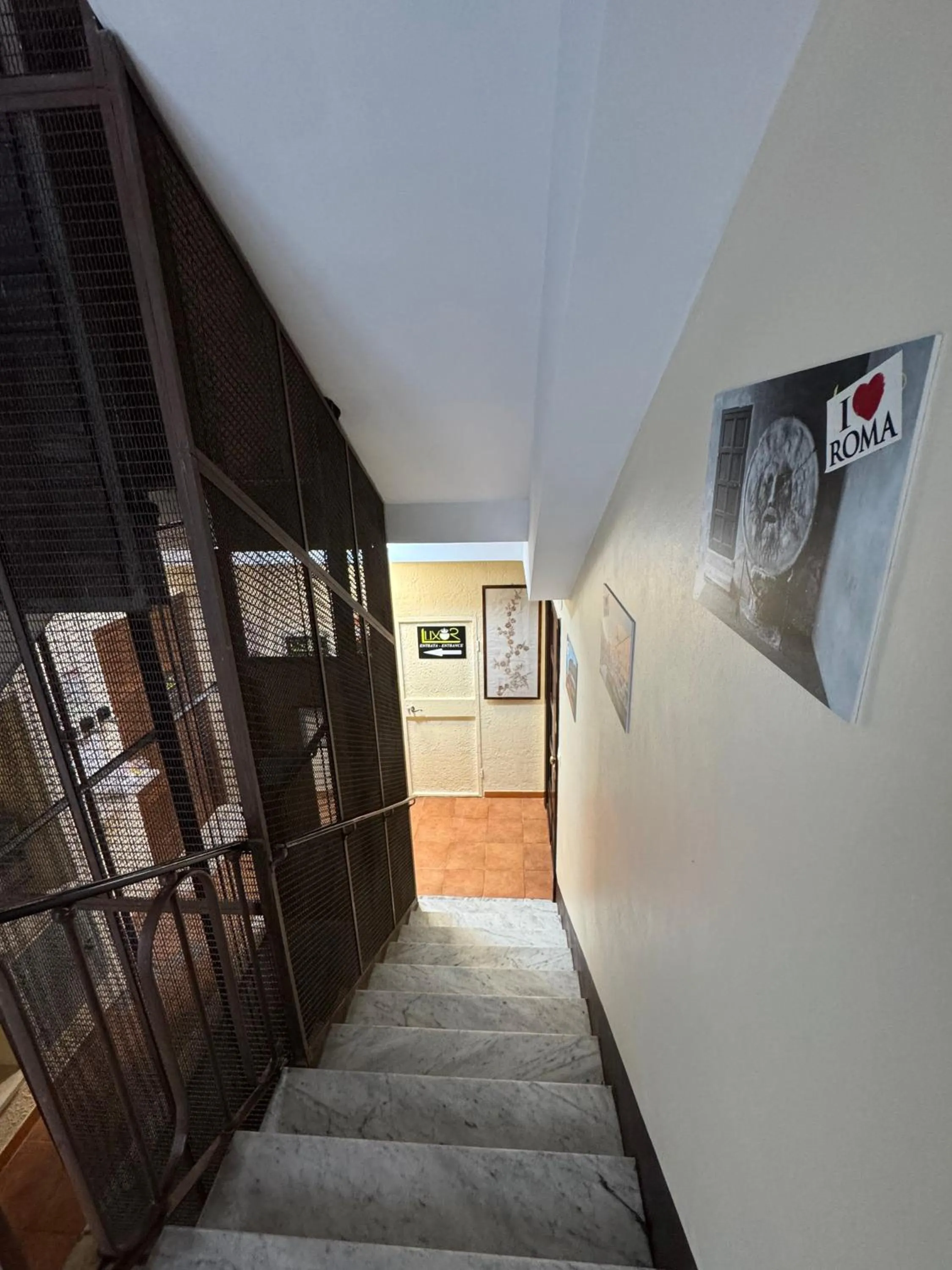 Logo/Certificate/Sign in Fashion Lux