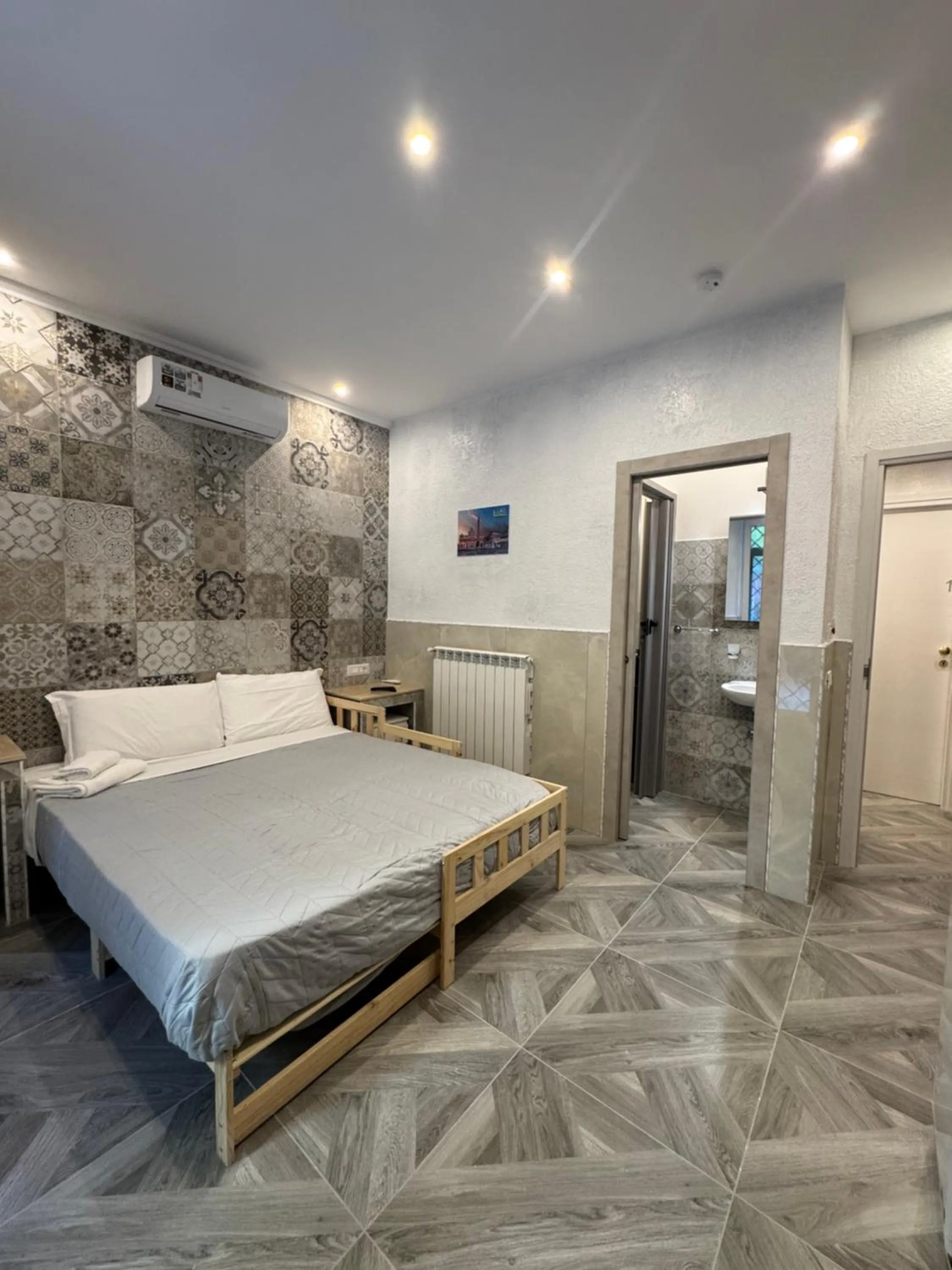 Bathroom, Bed in Fashion Lux