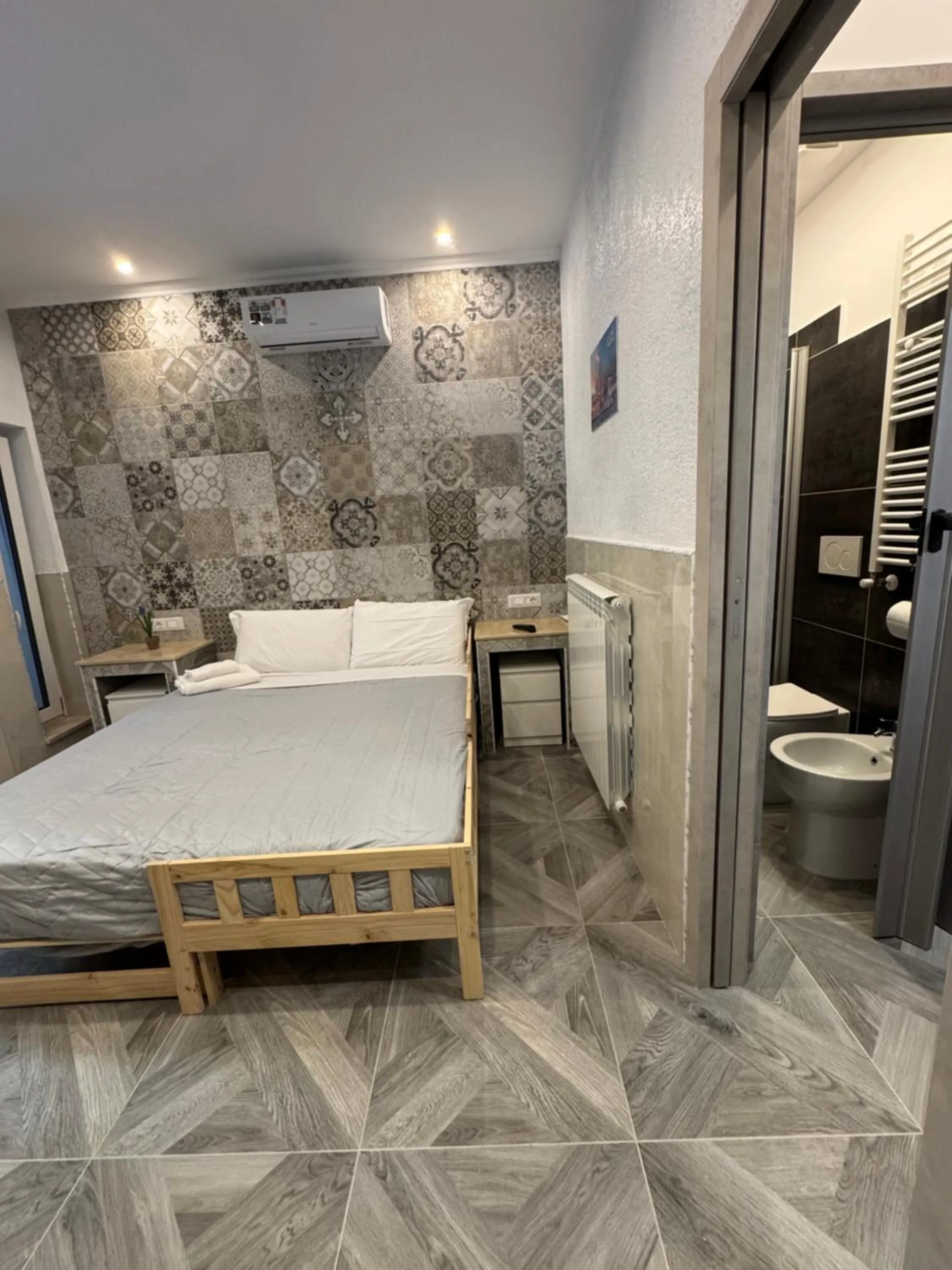 Bathroom, Bed in Fashion Lux