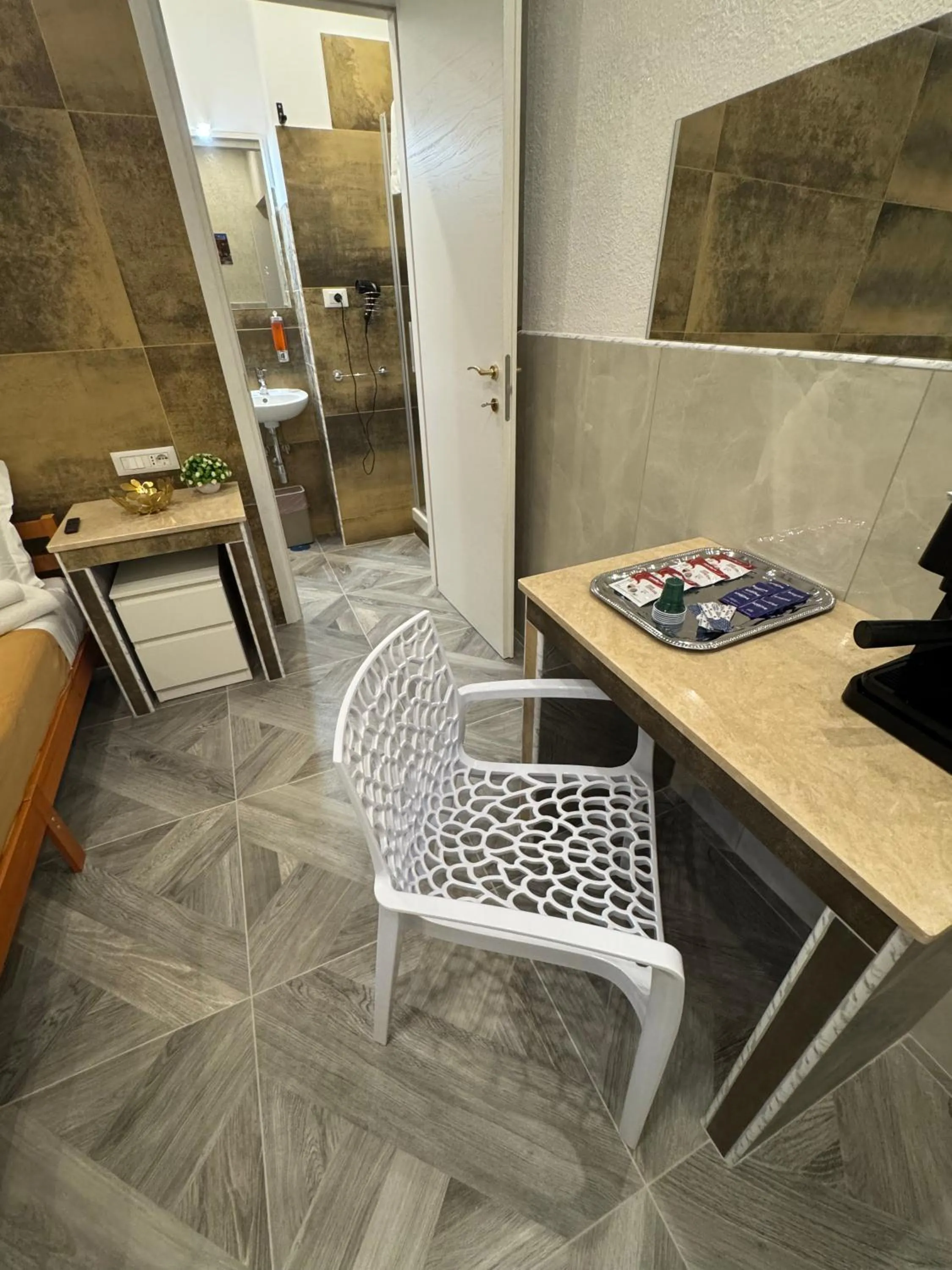 Bedroom in Fashion Lux