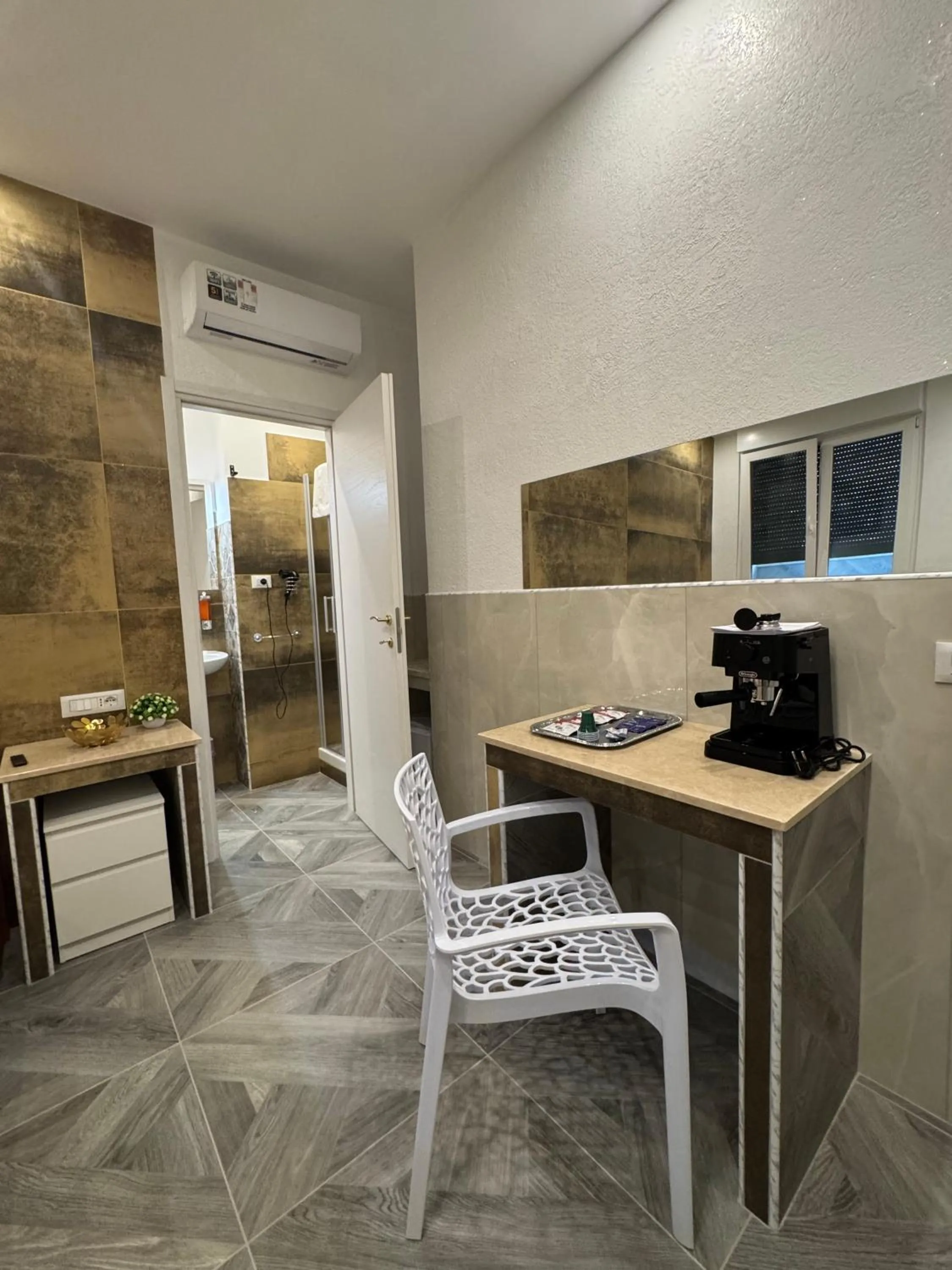 Bedroom in Fashion Lux