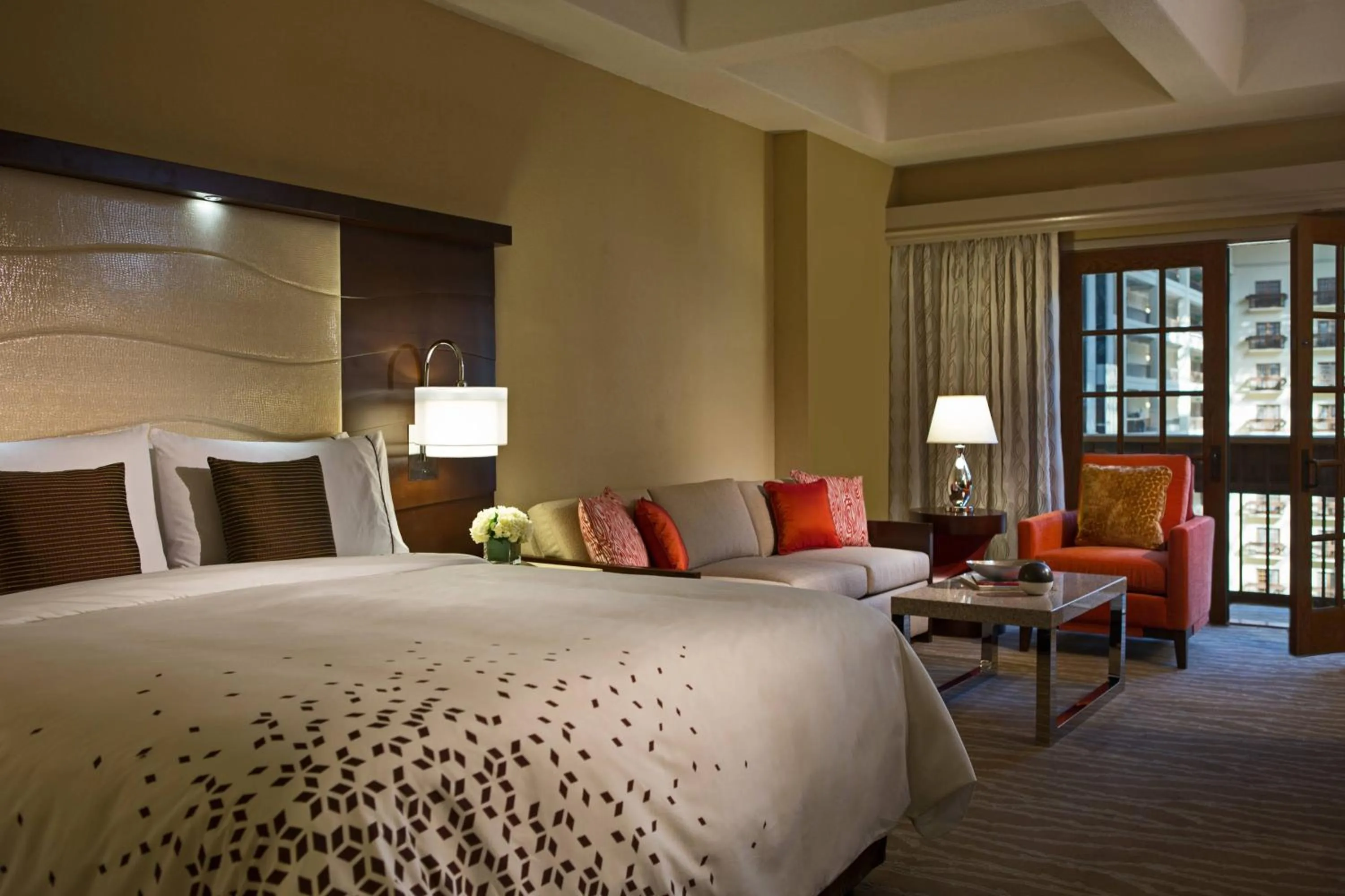 Photo of the whole room, Bed in Renaissance Orlando at SeaWorld®