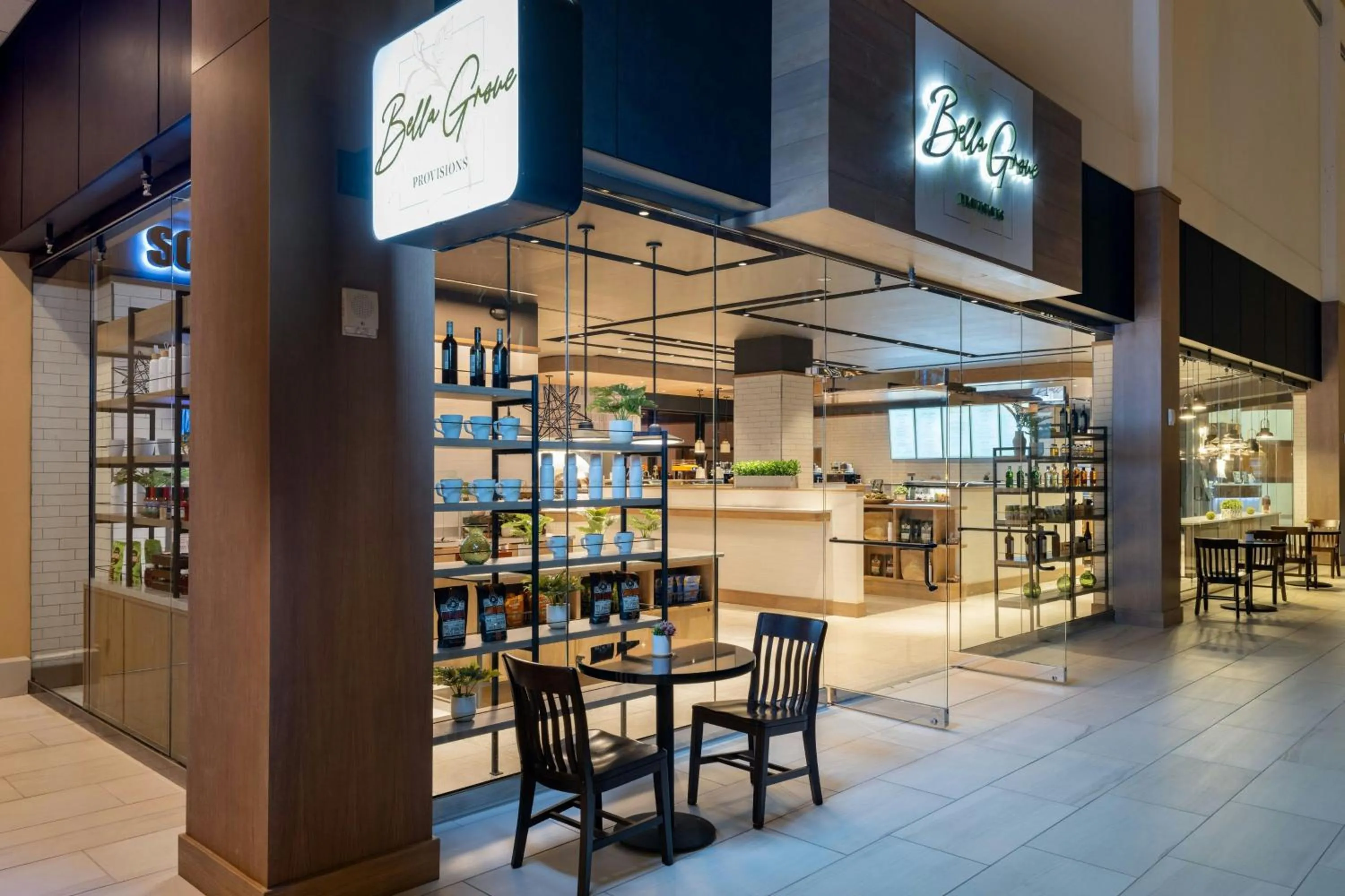 Restaurant/places to eat in Renaissance Orlando at SeaWorld®