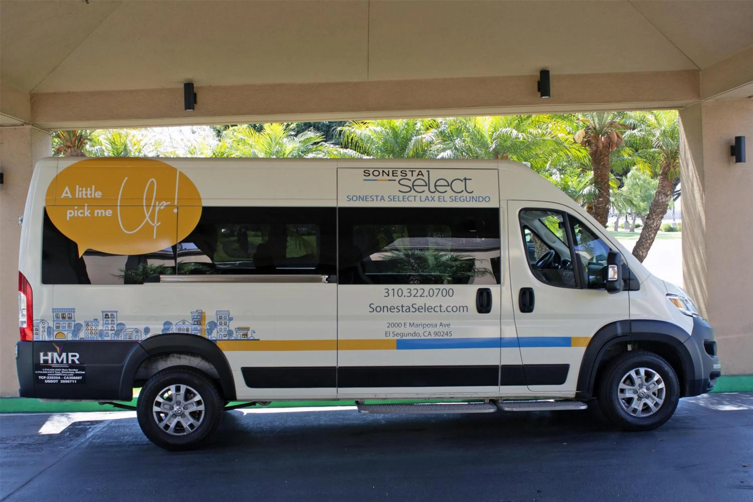 shuttle in Sonesta Select Los Angeles LAX El Segundo