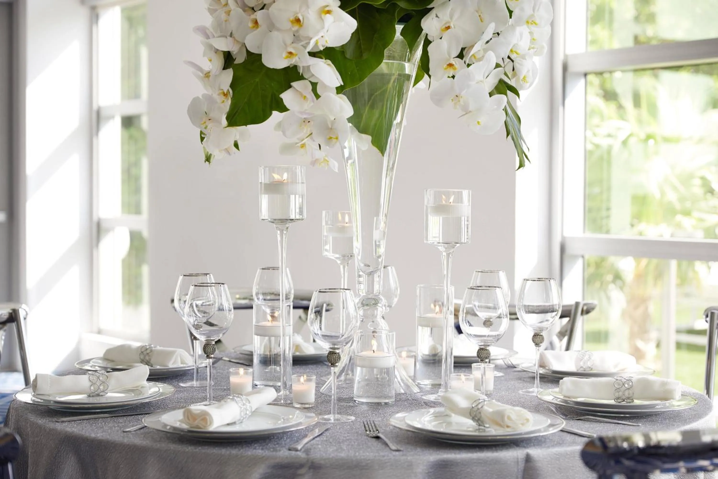 Banquet/Function facilities in Cadillac Hotel & Beach Club, Autograph Collection