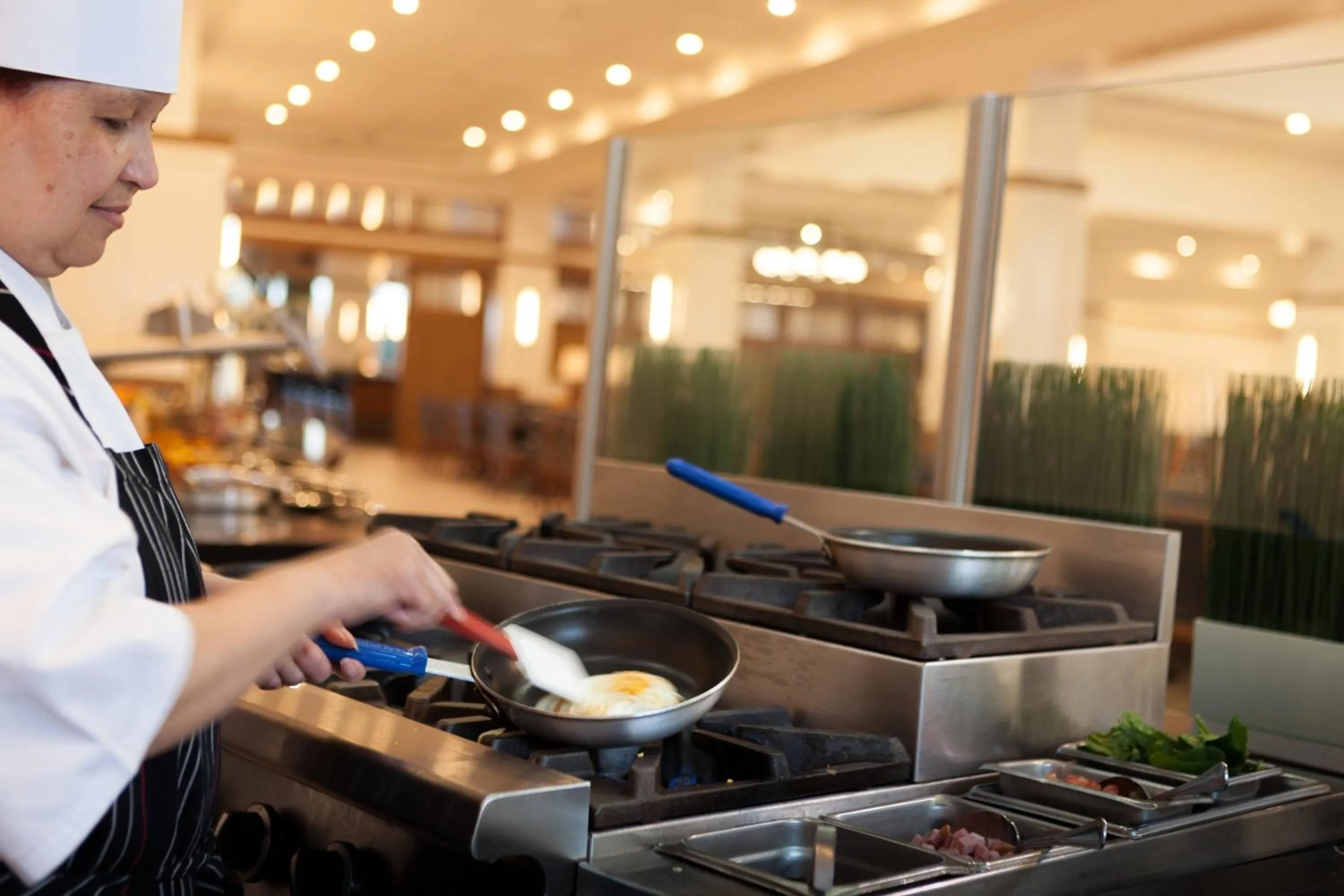 Restaurant/places to eat in Orlando World Center Marriott