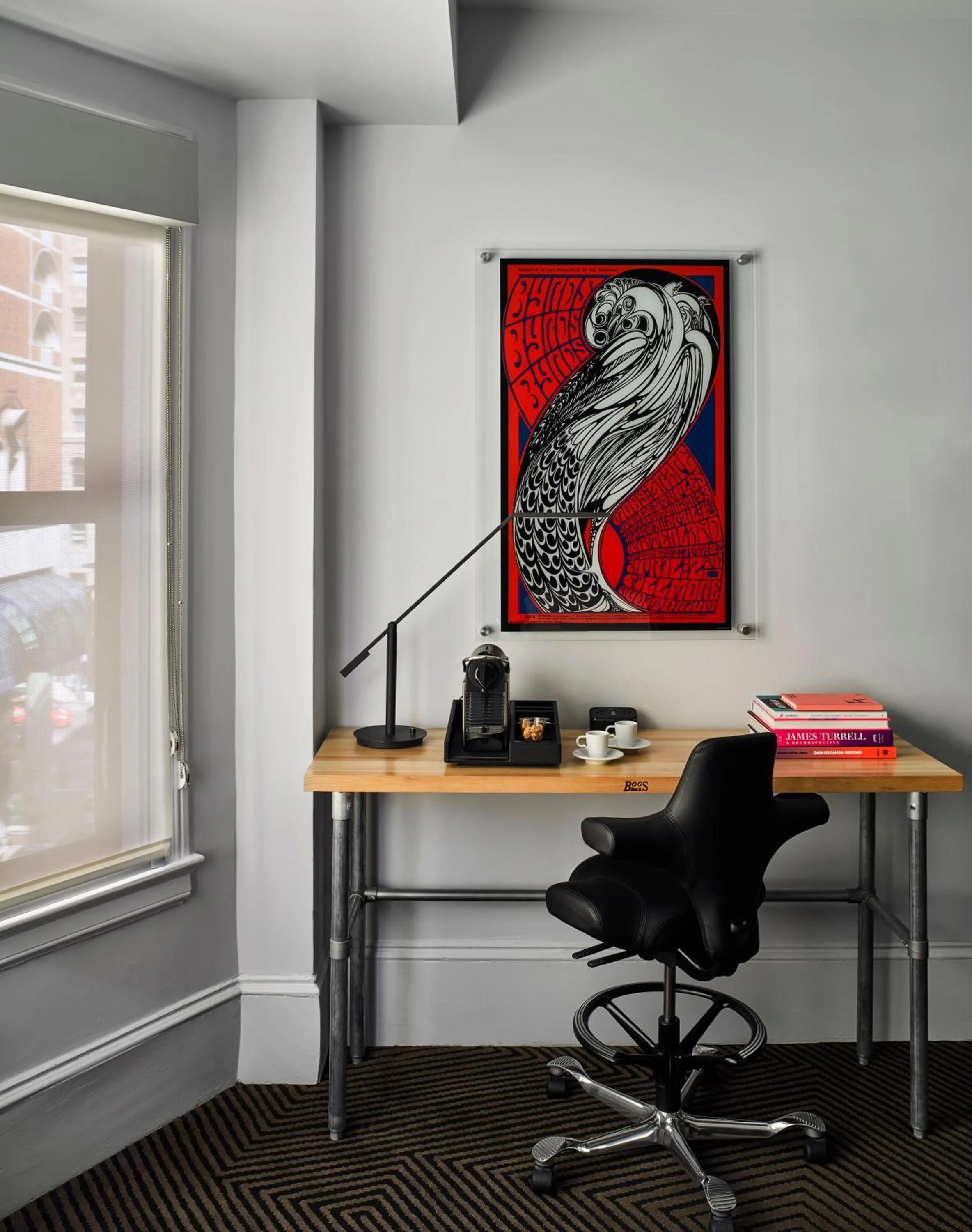 hair dresser in Hotel Zeppelin San Francisco