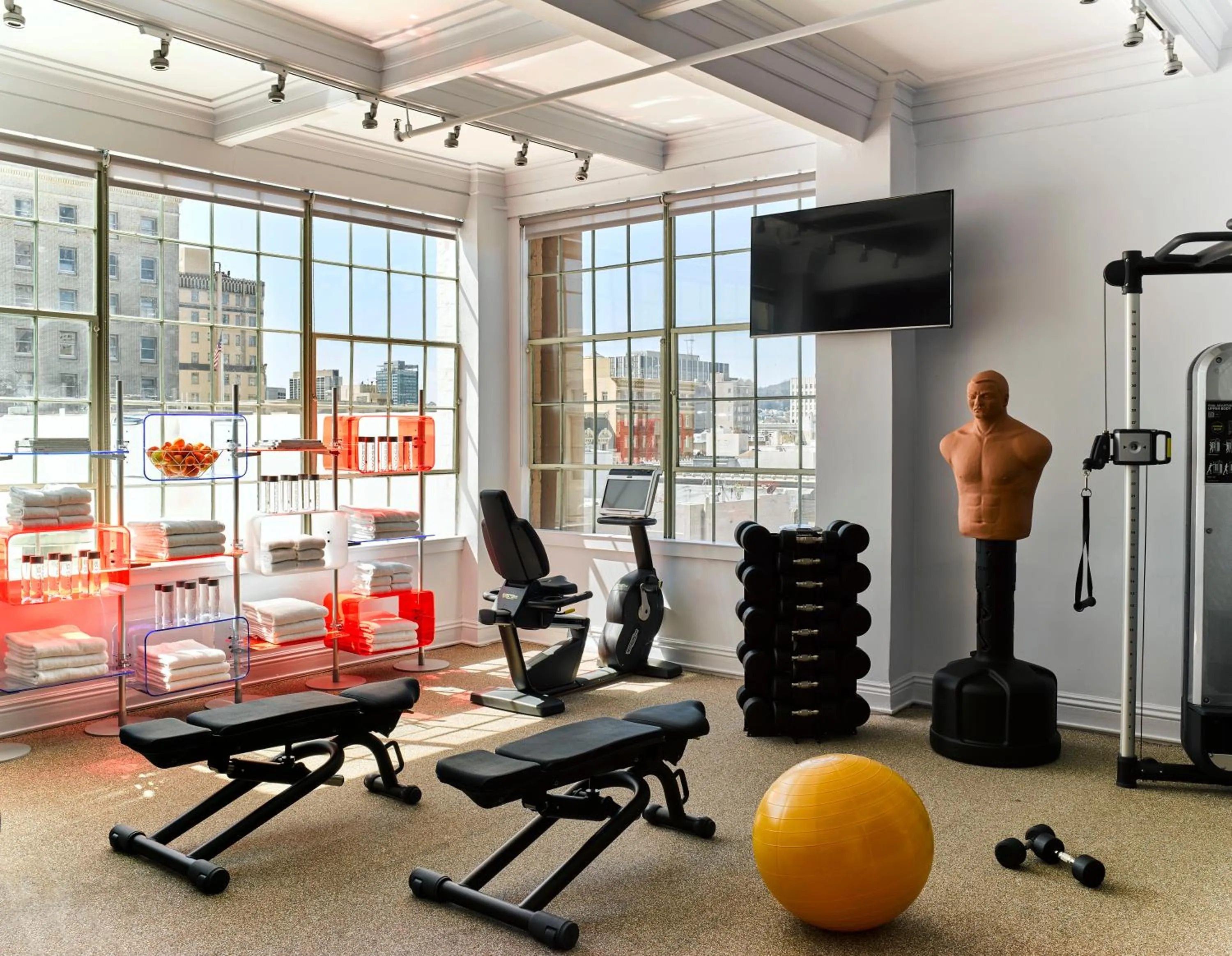 Fitness centre/facilities in Hotel Zeppelin San Francisco