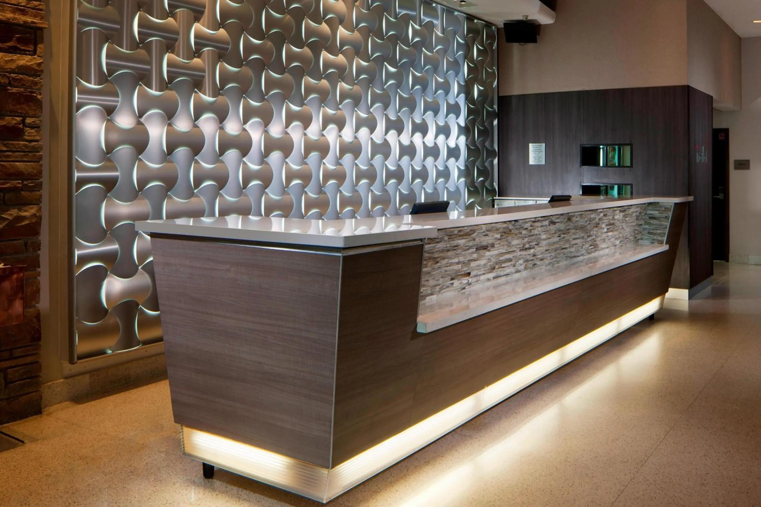 Lobby or reception in Courtyard Miami Beach South Beach