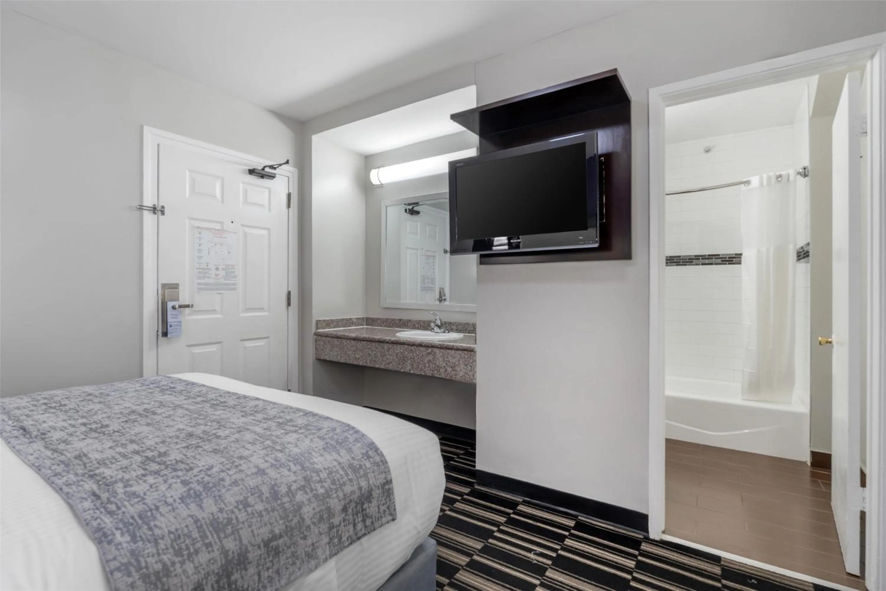 Bedroom, Bed in SureStay Hotel by Best Western Beverly Hills West LA