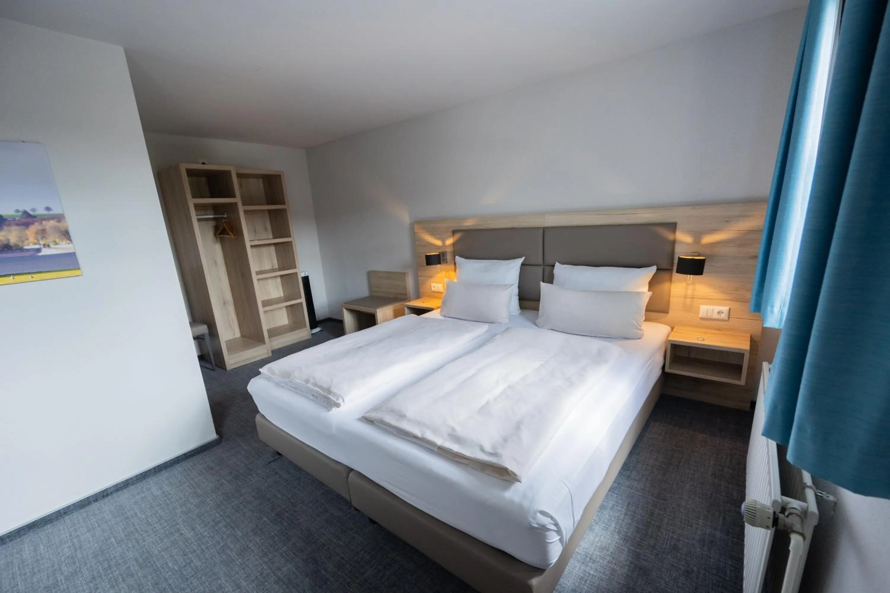 Photo of the whole room, Bed in Hotel Haus Delecke