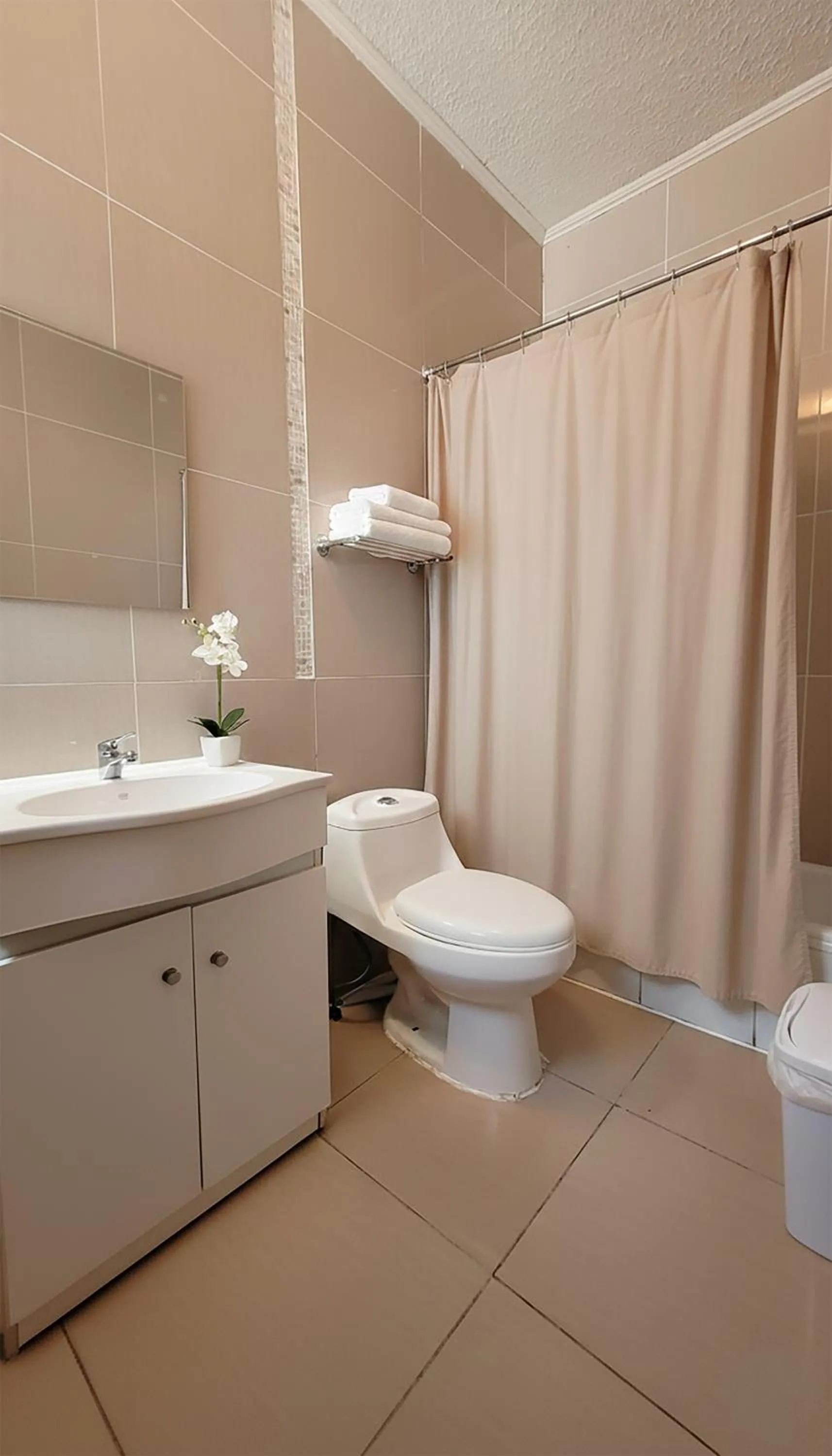 Bathroom in La Galería B&B