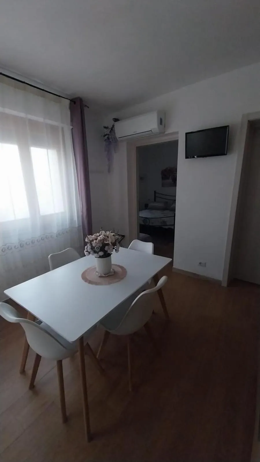 Kitchen or kitchenette in Affittacamere BaLu