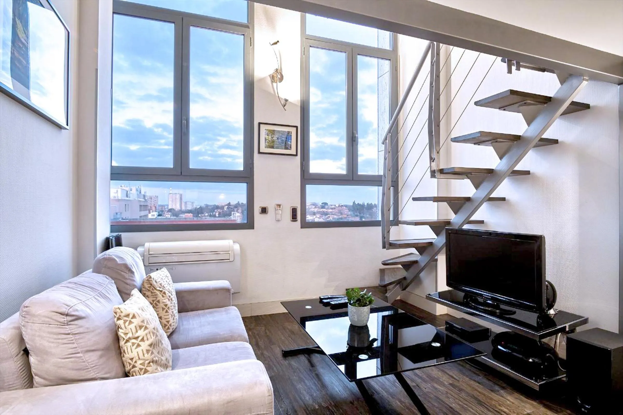 Living room in Haut Lofts - Toulouse Centre Ramblas