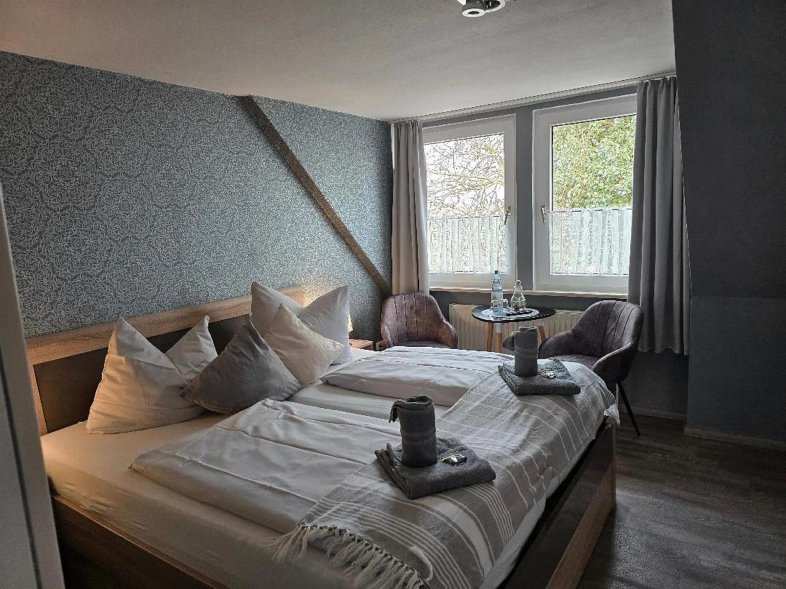 Photo of the whole room, Bed in Hotel Up Diek