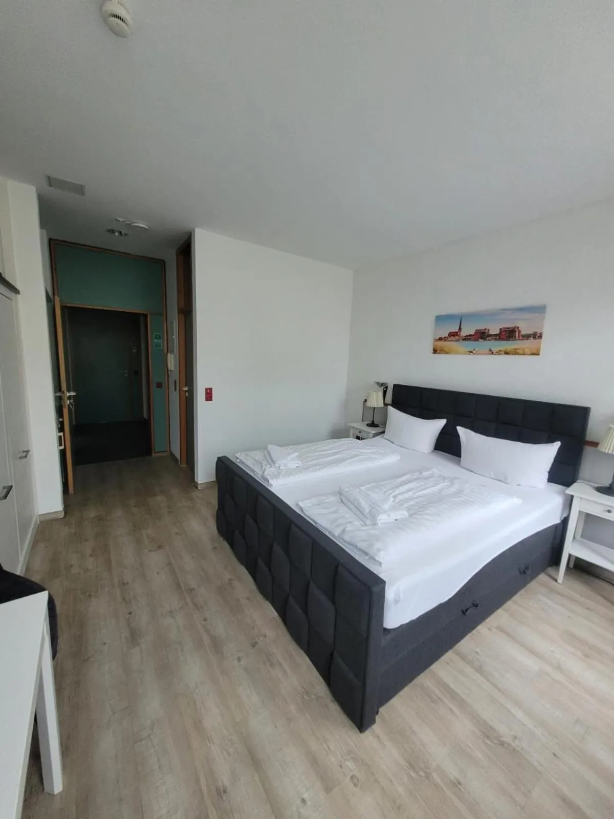 Bed in Appartement-Hotel Rostock