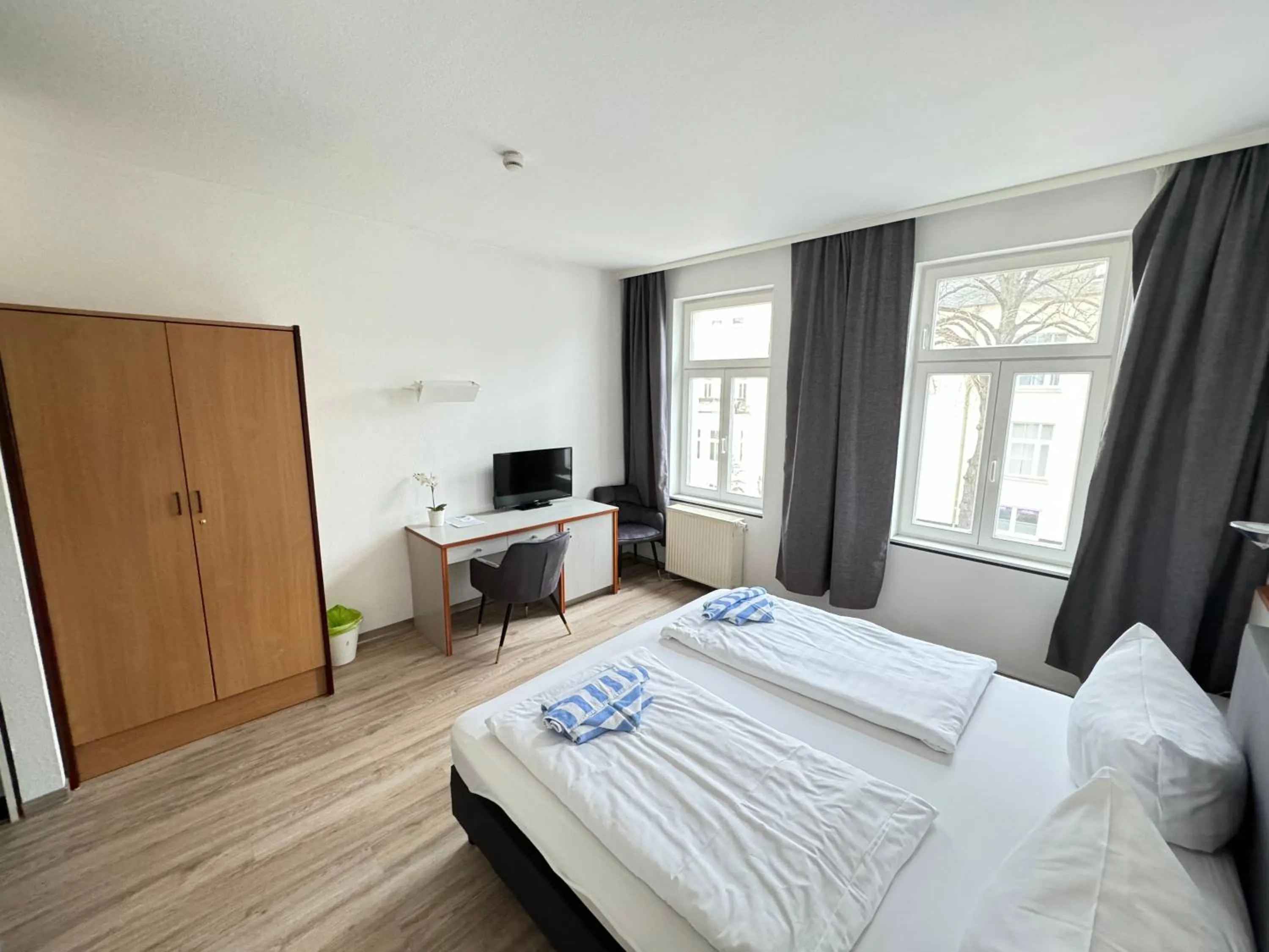 Bed in Appartement-Hotel Rostock