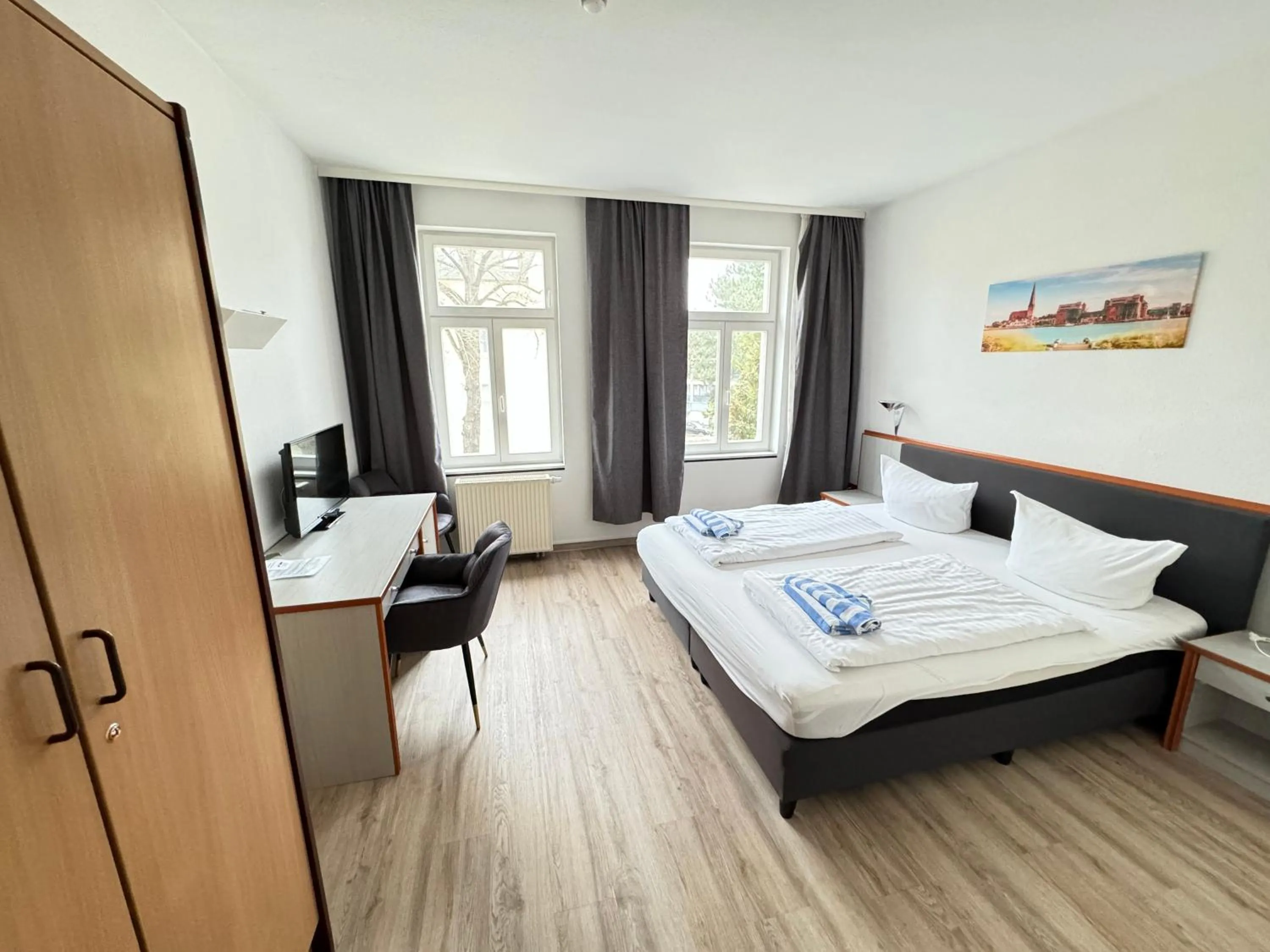 Bed in Appartement-Hotel Rostock