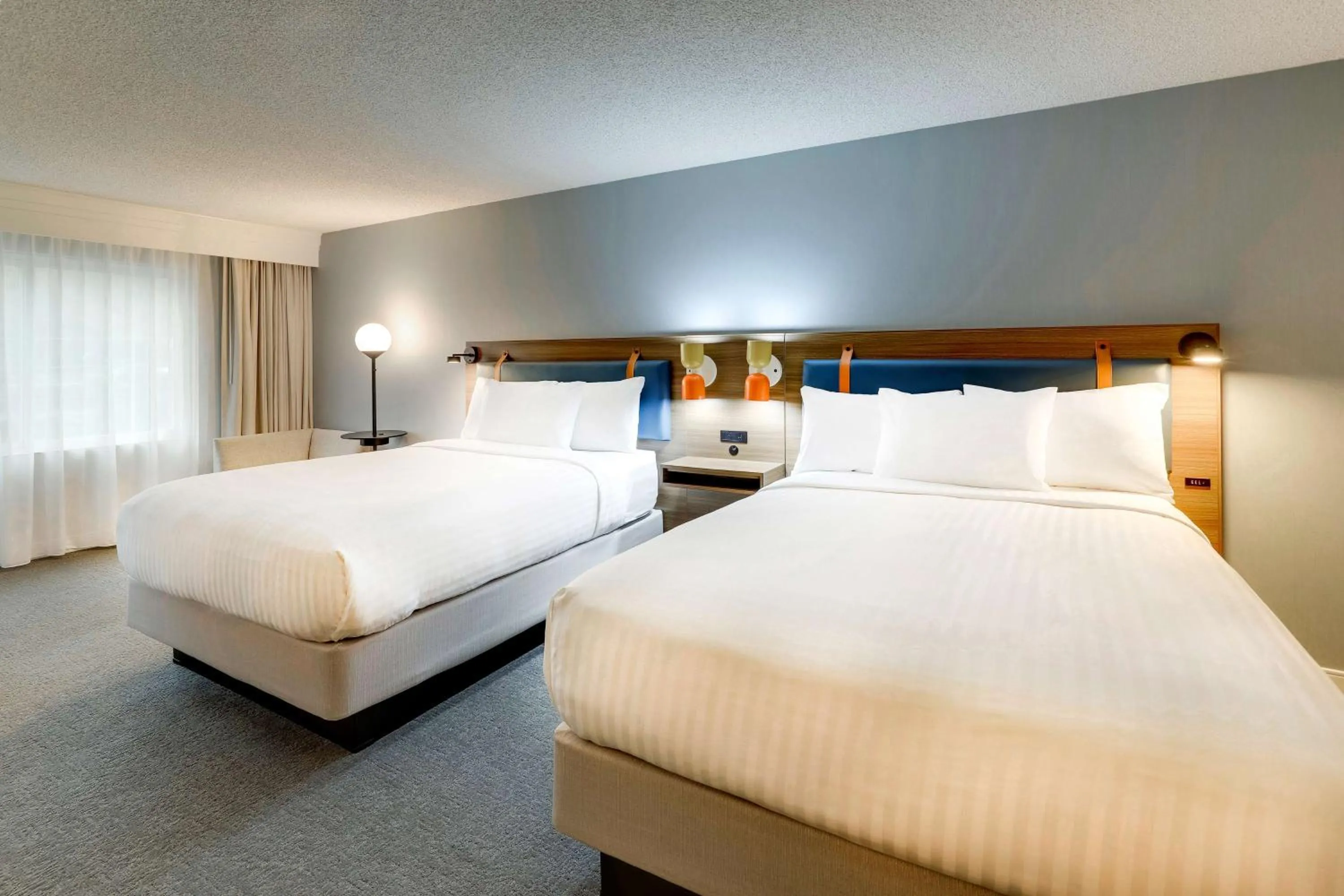 Bedroom, Bed in Sonesta Select San Francisco Airport Oyster Point Waterfront