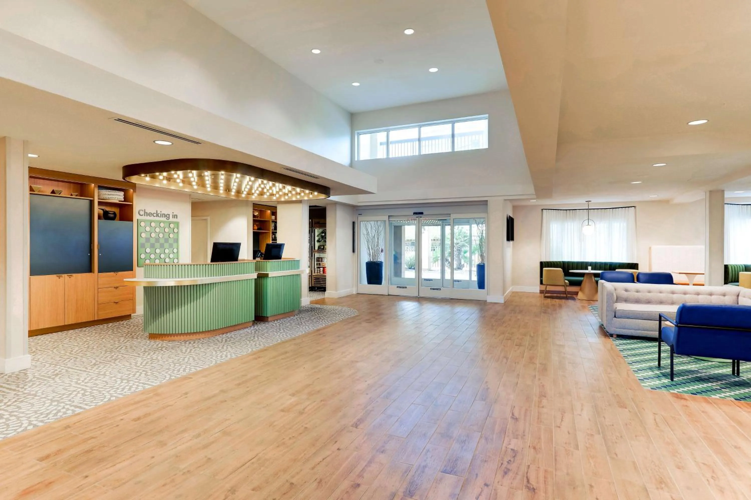 Lobby or reception in Sonesta Select San Francisco Airport Oyster Point Waterfront