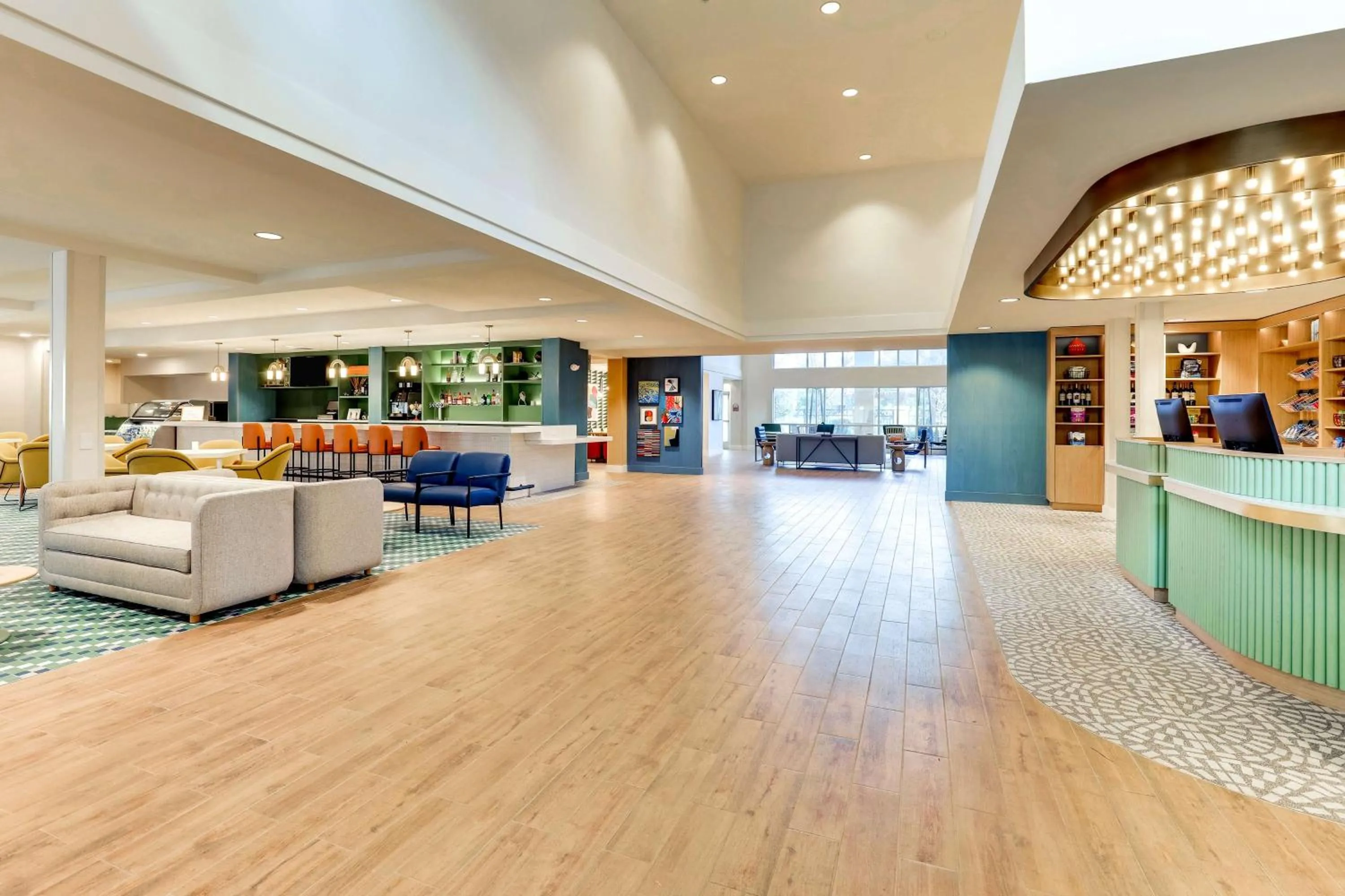 Lobby or reception in Sonesta Select San Francisco Airport Oyster Point Waterfront