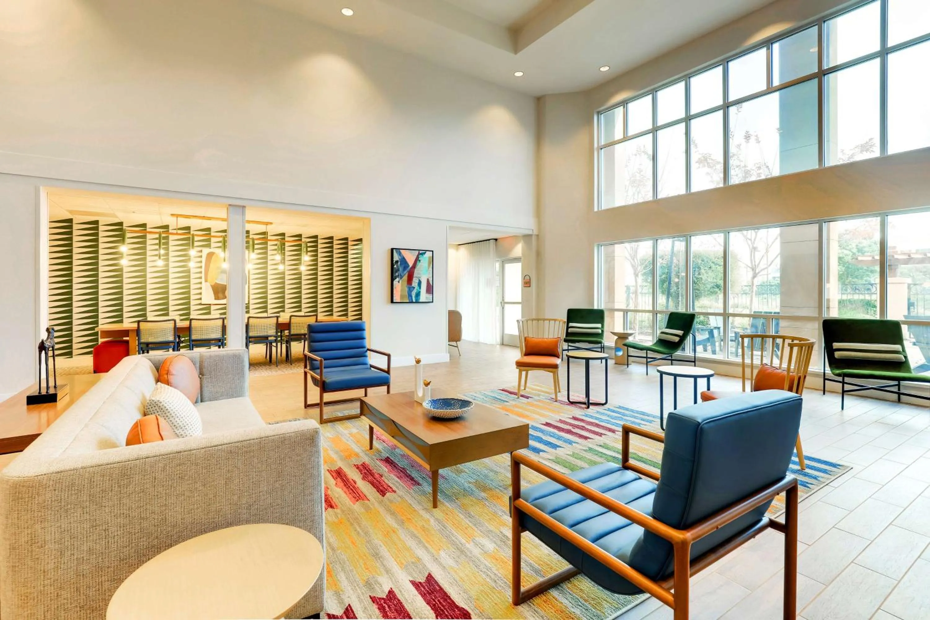 Lobby or reception in Sonesta Select San Francisco Airport Oyster Point Waterfront