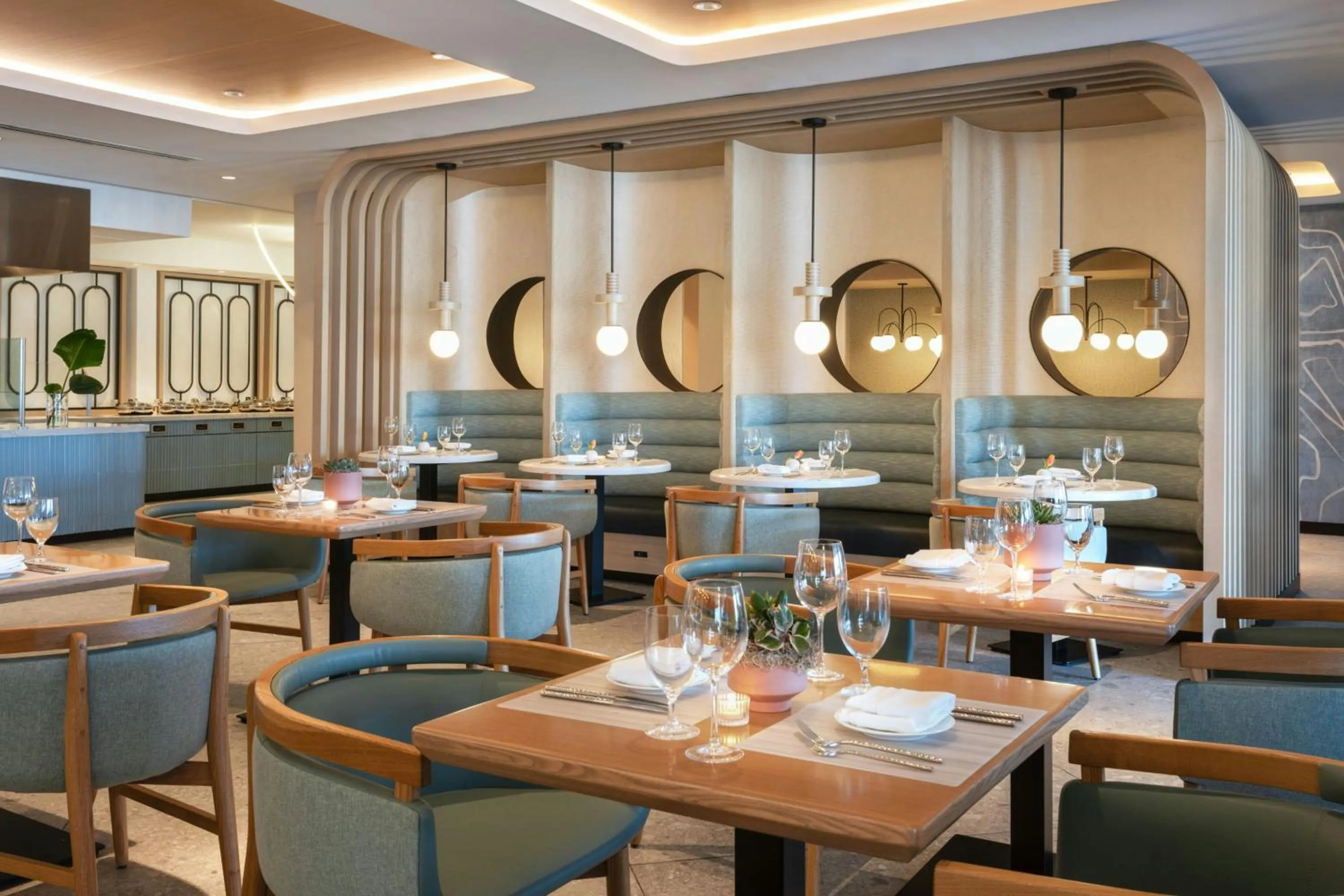 Kitchen or kitchenette in Miami Marriott Biscayne Bay